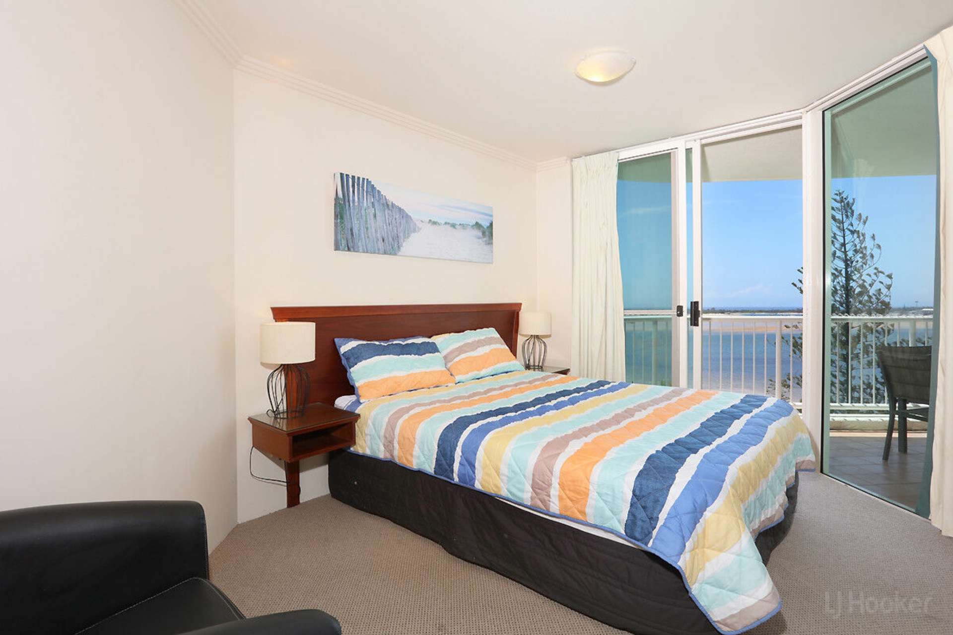 802/182-192 Marine Parade, LABRADOR