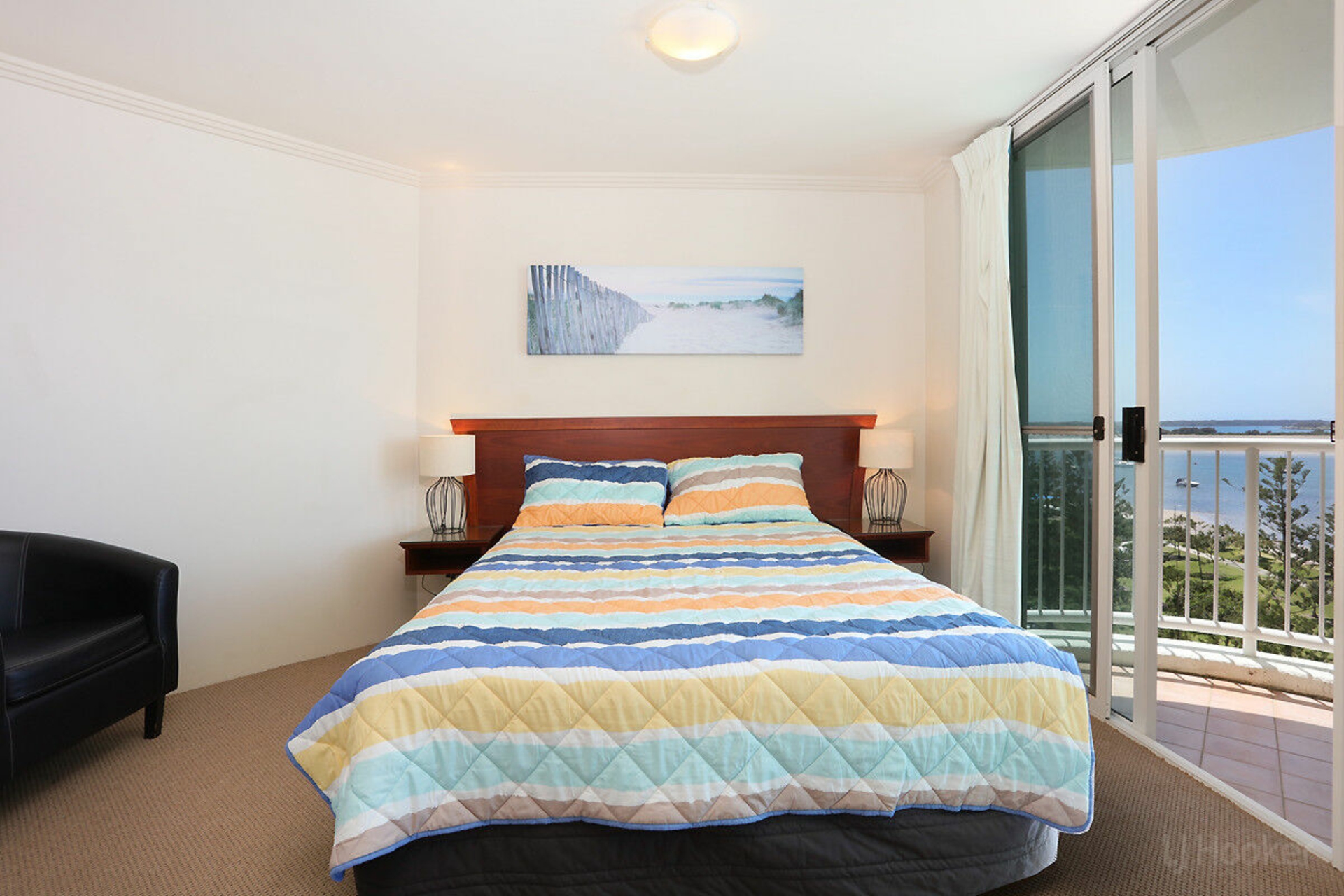 802/182-192 Marine Parade, LABRADOR