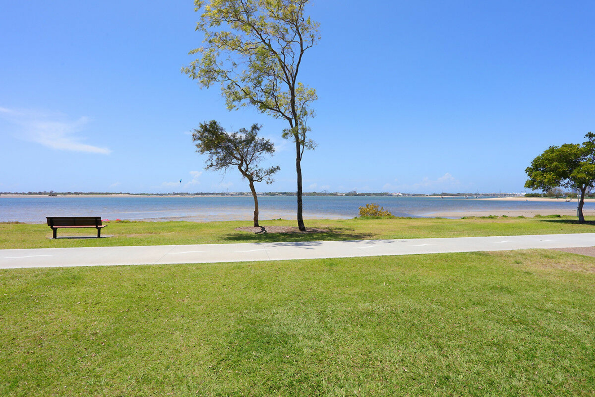 802/182-192 Marine Parade, LABRADOR