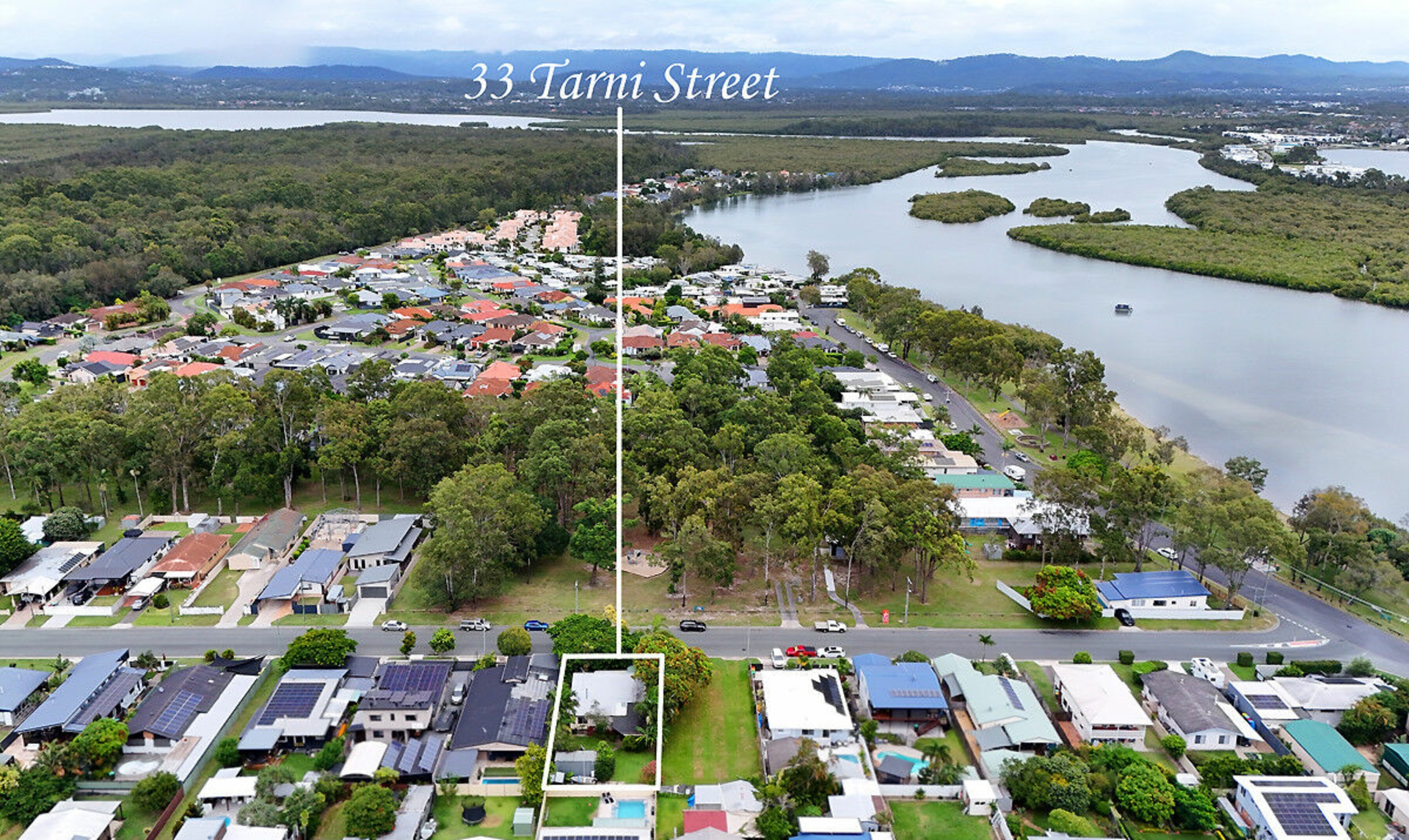 33 Tarni Street, COOMBABAH