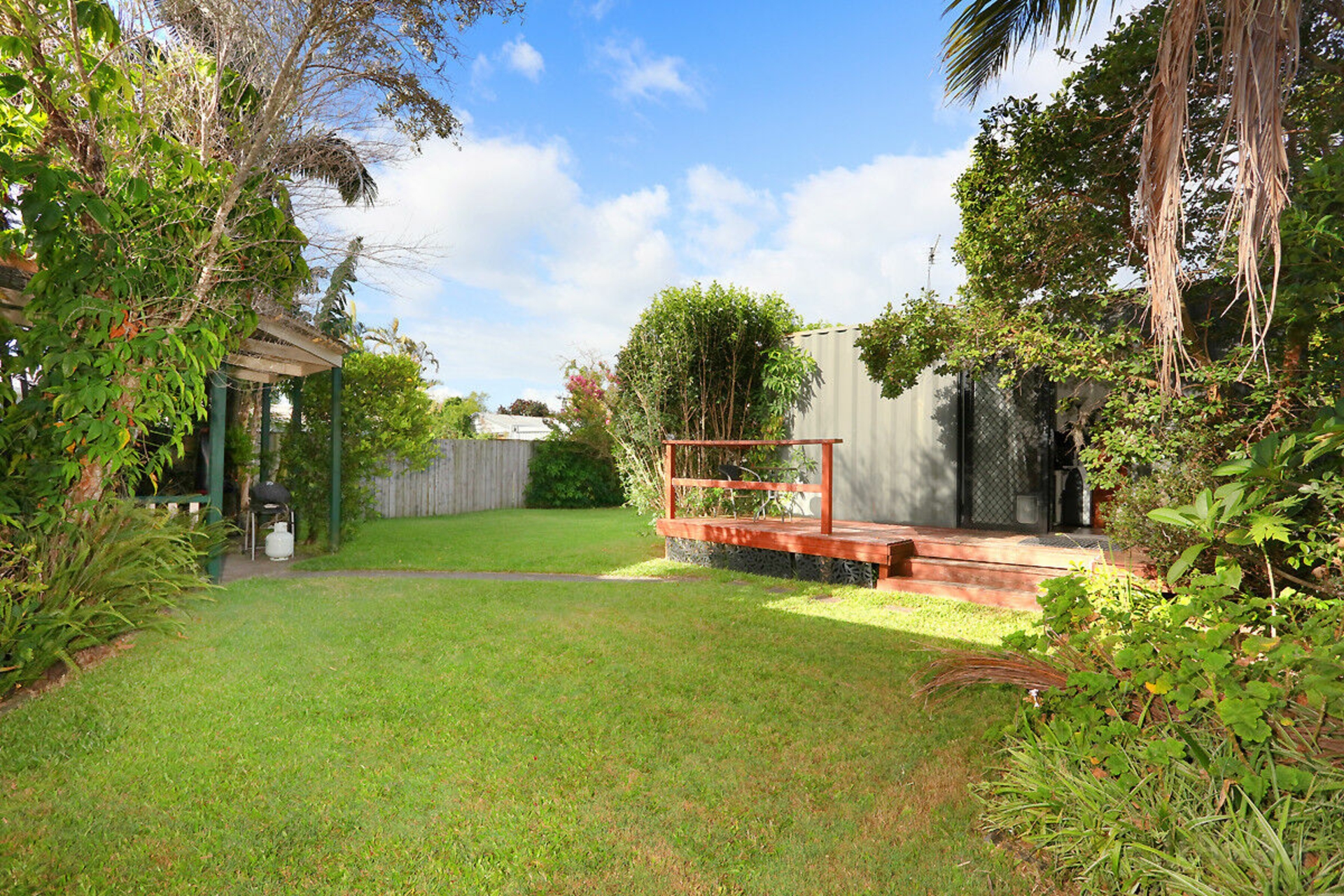 33 Tarni Street, COOMBABAH