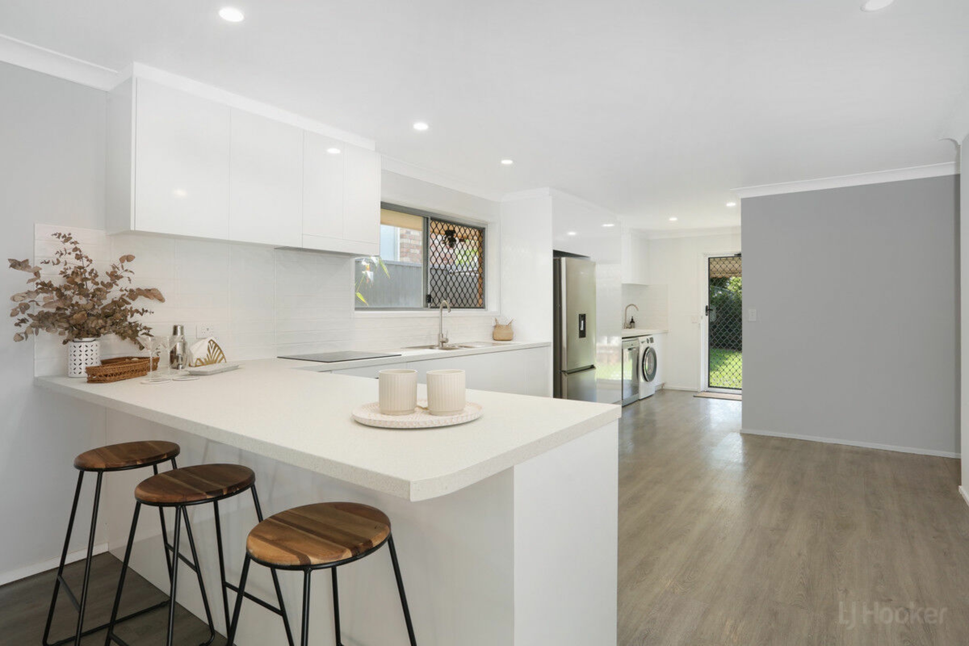 15 Swallow Avenue, PARADISE POINT