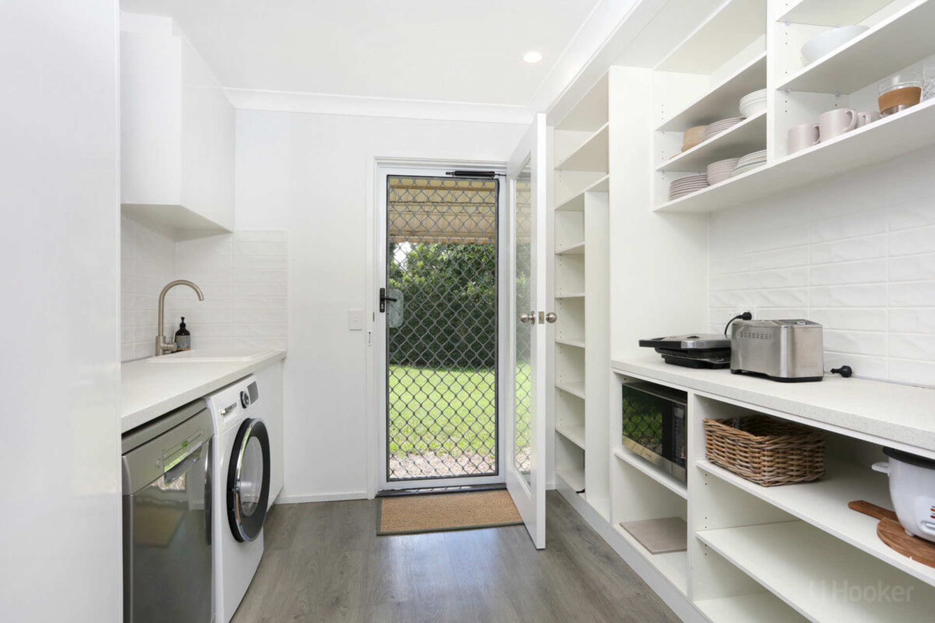 15 Swallow Avenue, PARADISE POINT
