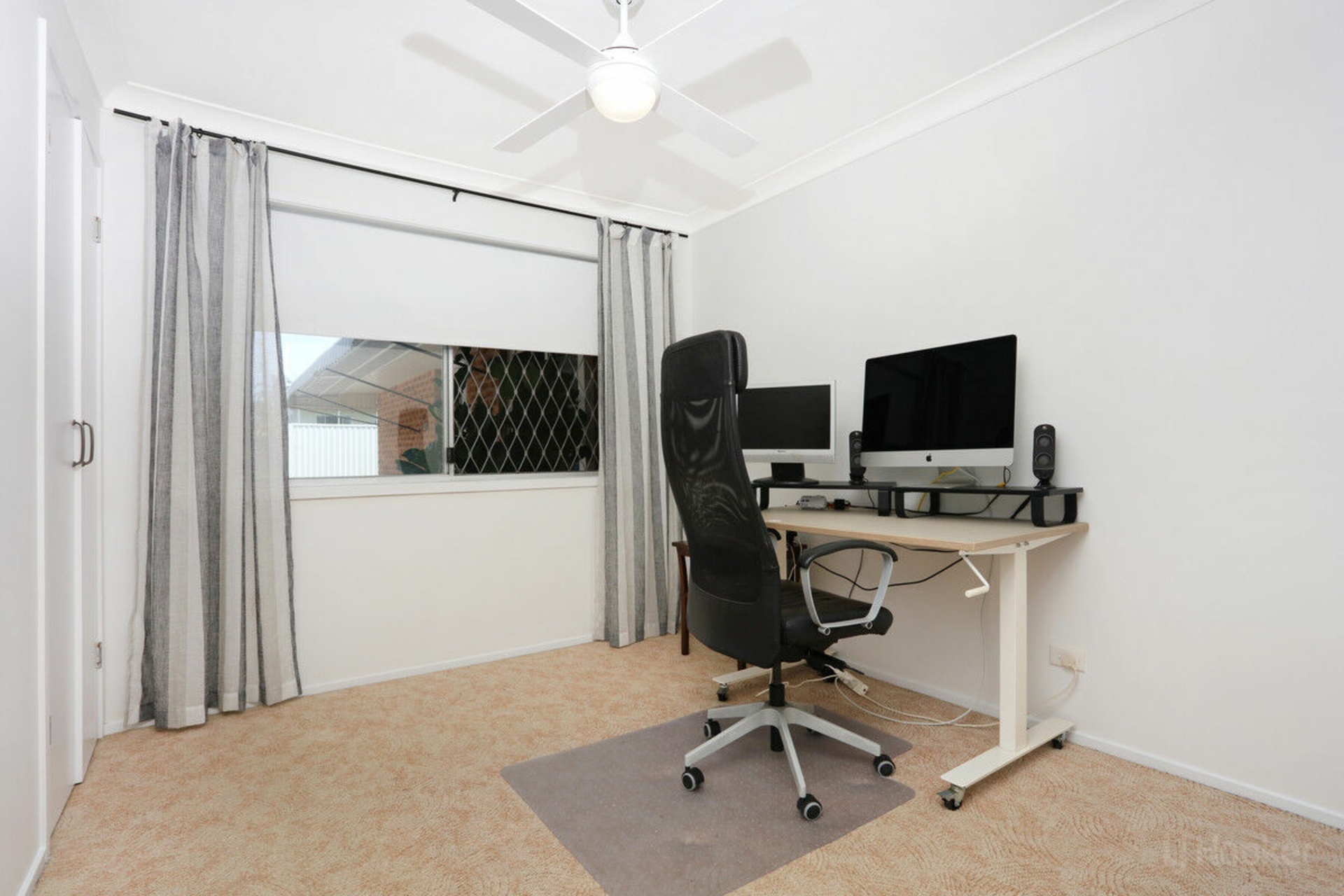 15 Swallow Avenue, PARADISE POINT