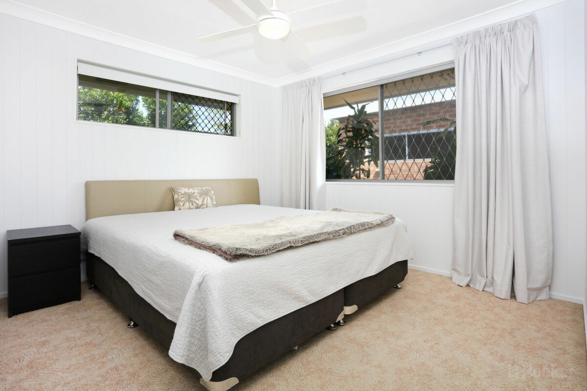 15 Swallow Avenue, PARADISE POINT