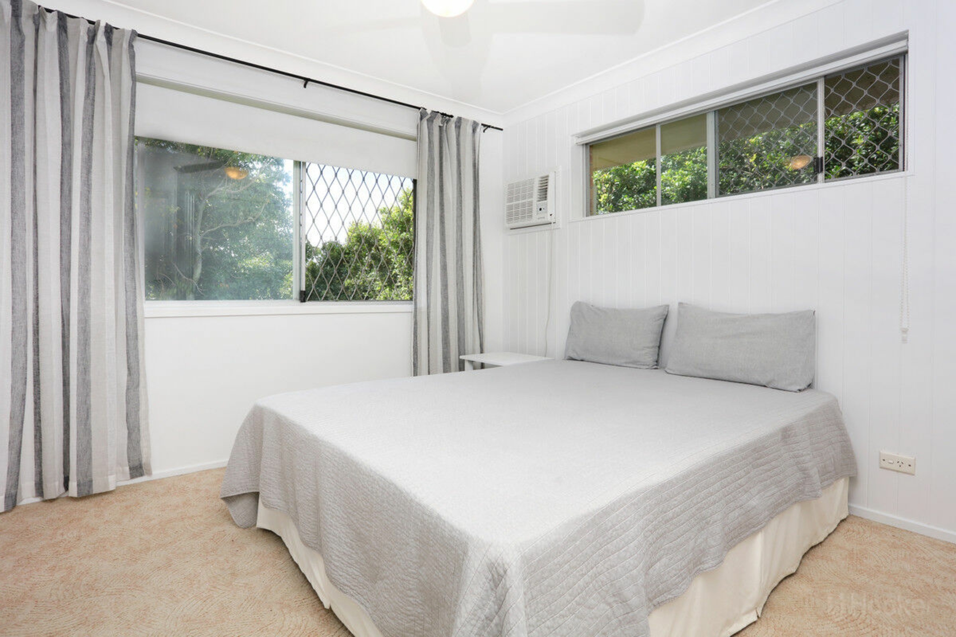 15 Swallow Avenue, PARADISE POINT