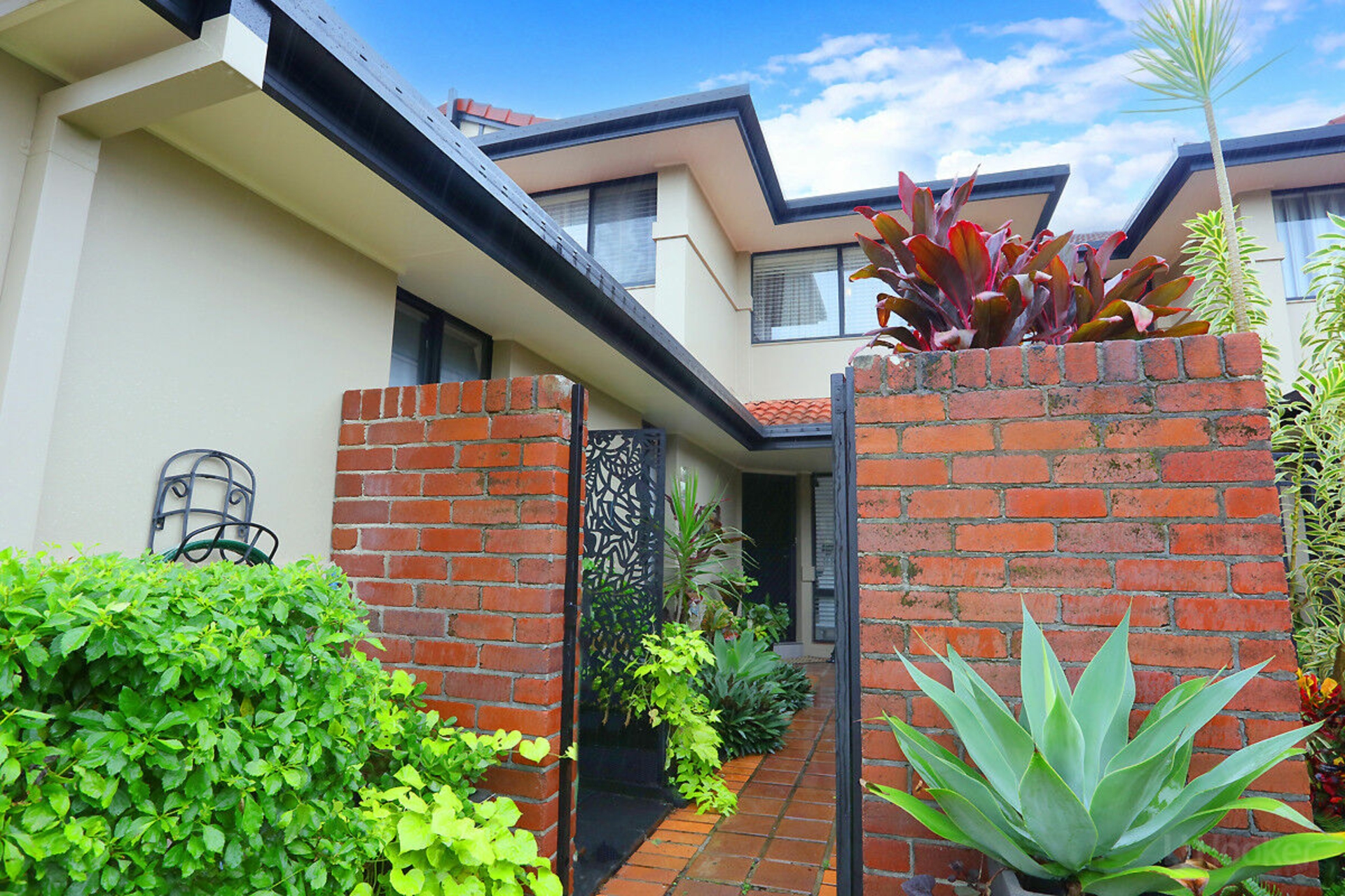 273/125 Hansford Road, COOMBABAH