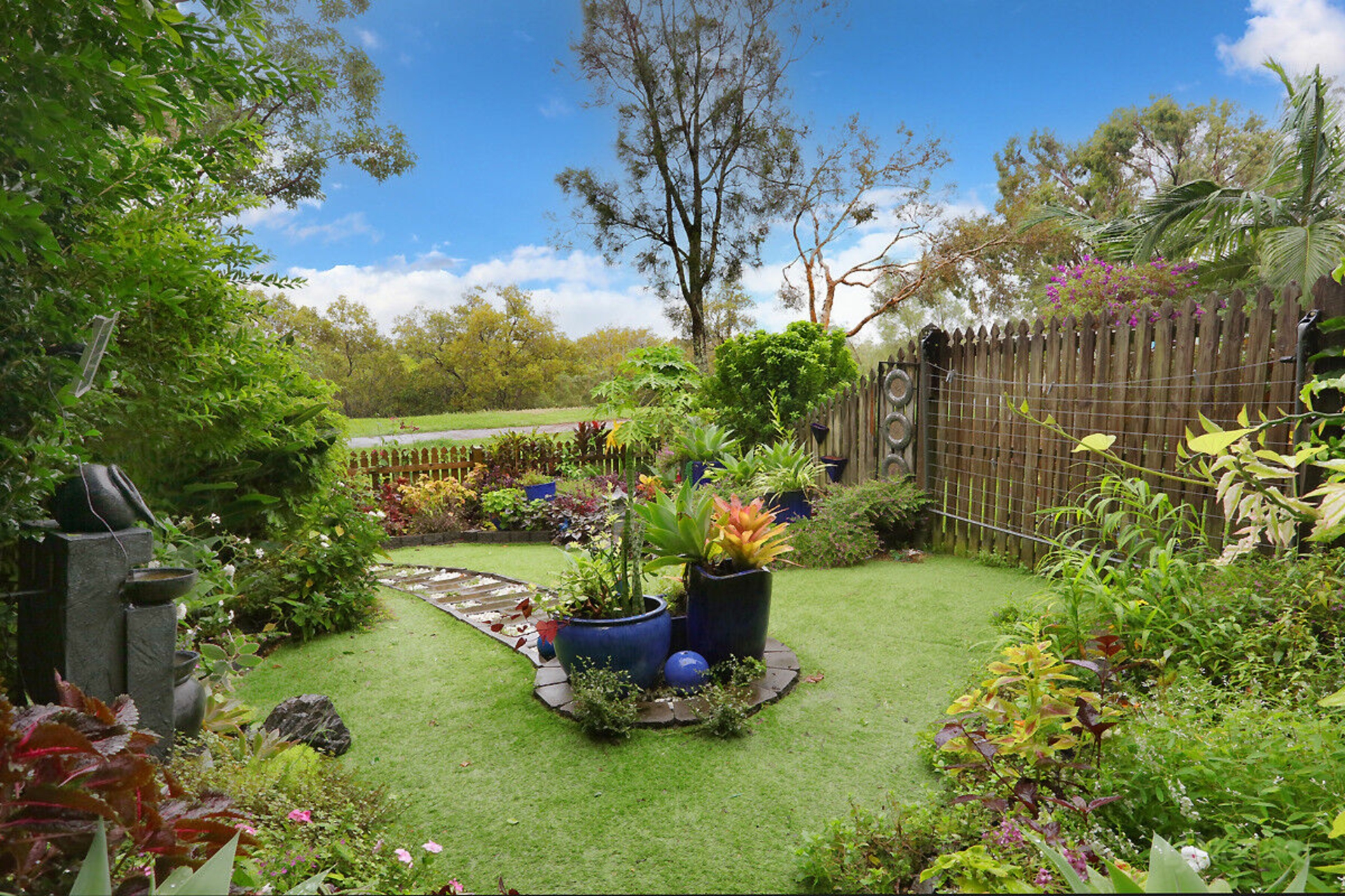 273/125 Hansford Road, COOMBABAH