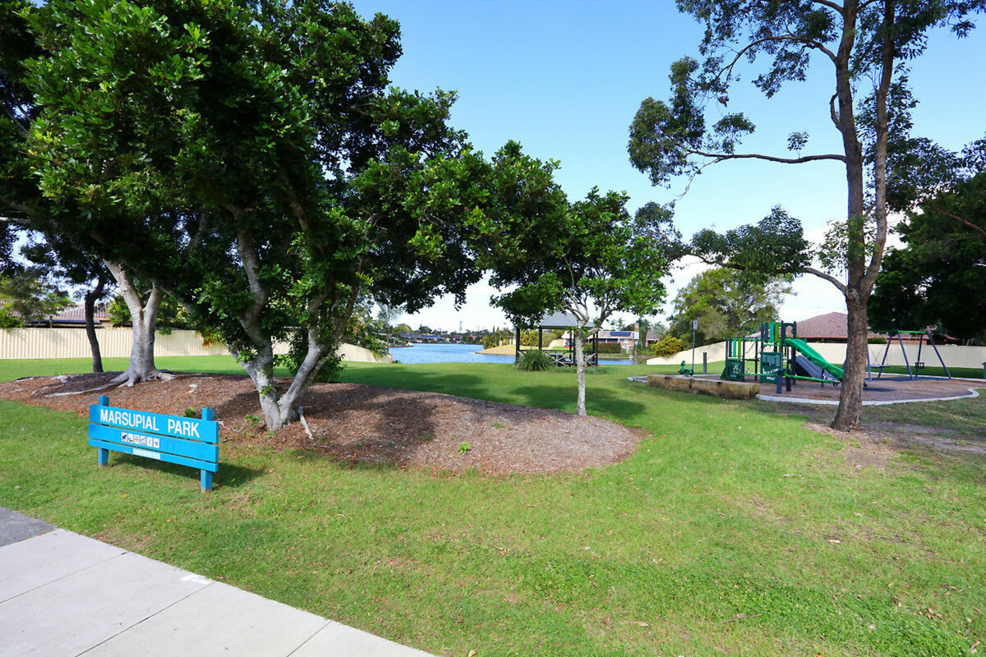 1/102 Kangaroo Avenue, COOMBABAH