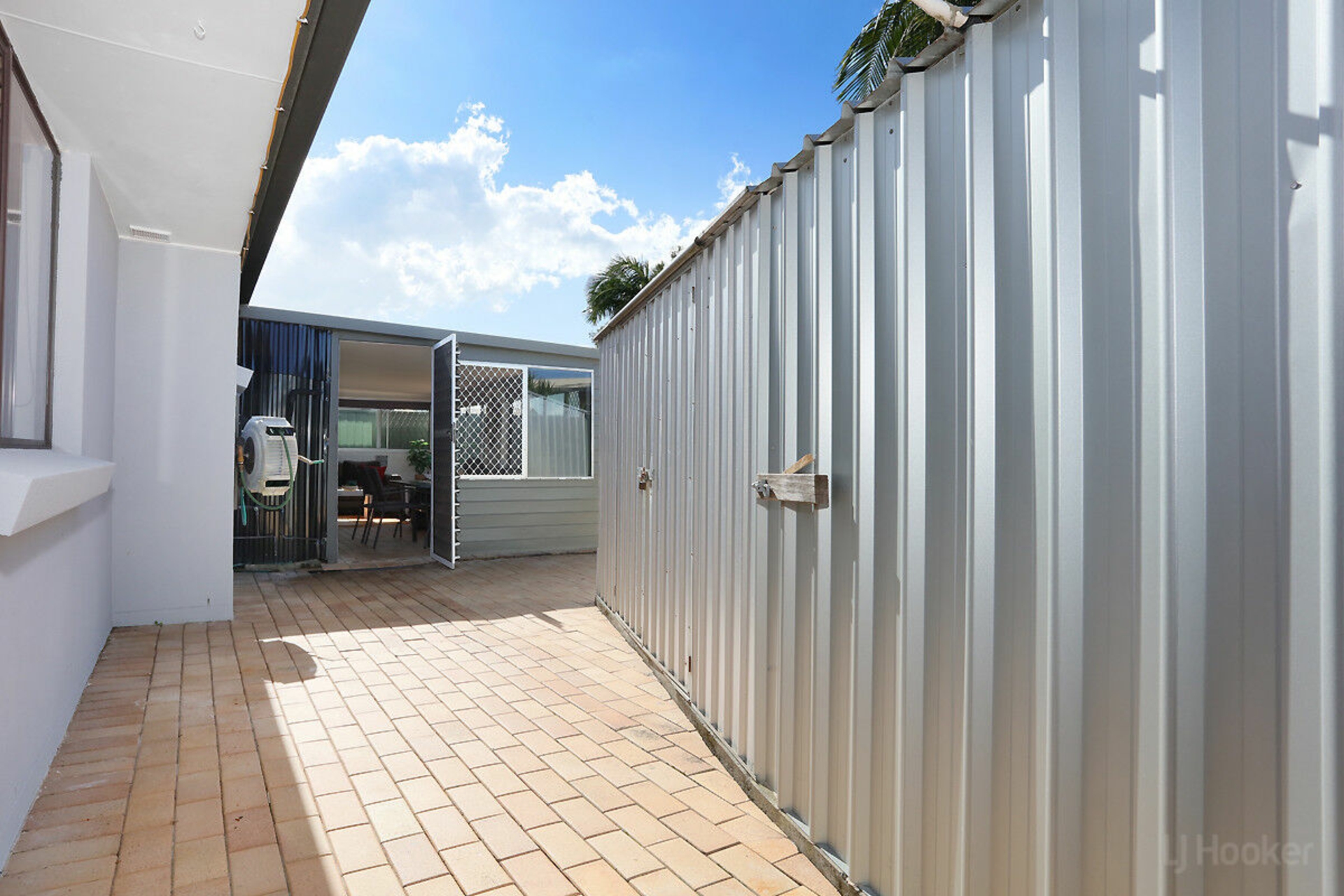 1/102 Kangaroo Avenue, COOMBABAH