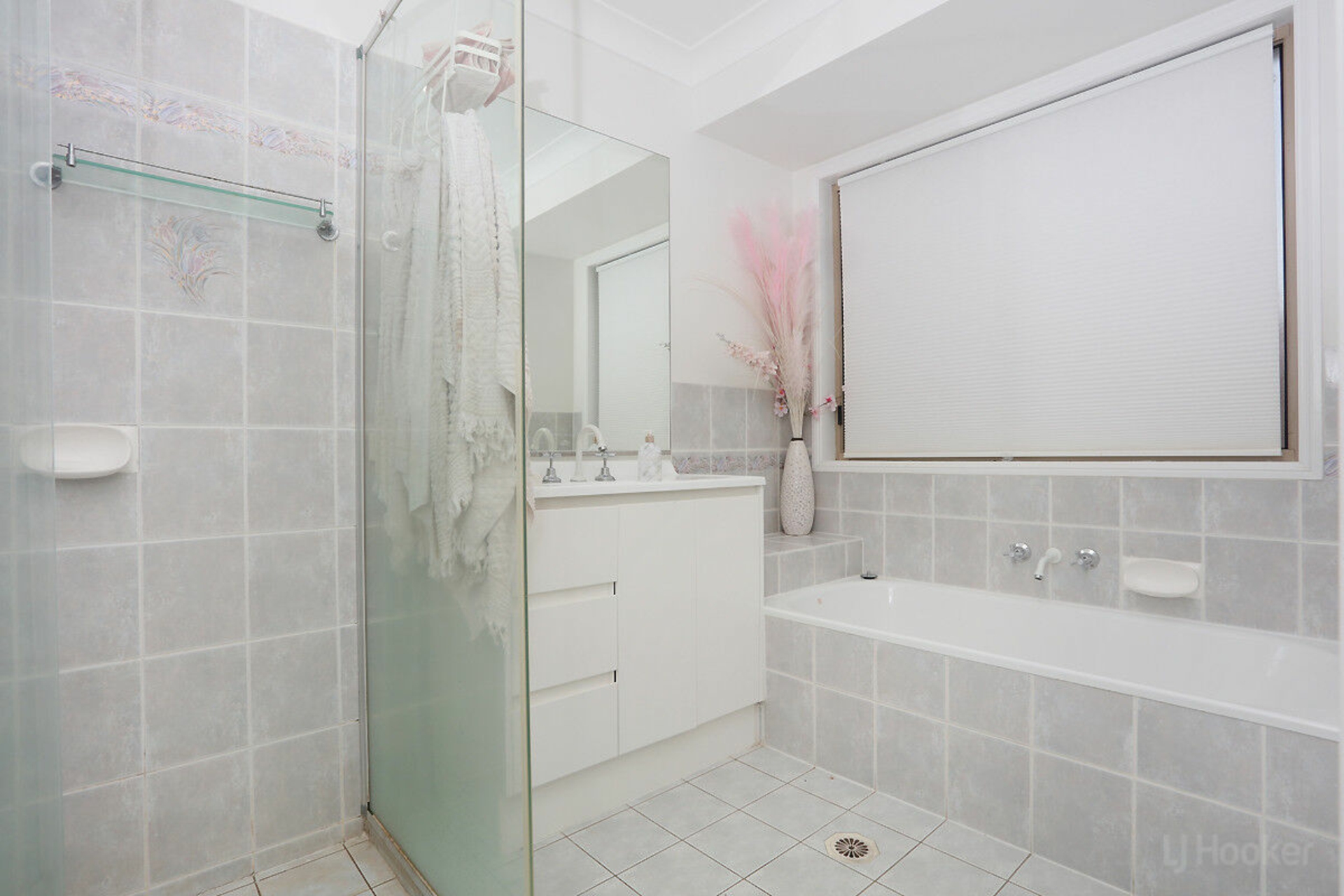 4 Ganton Court, PARKWOOD