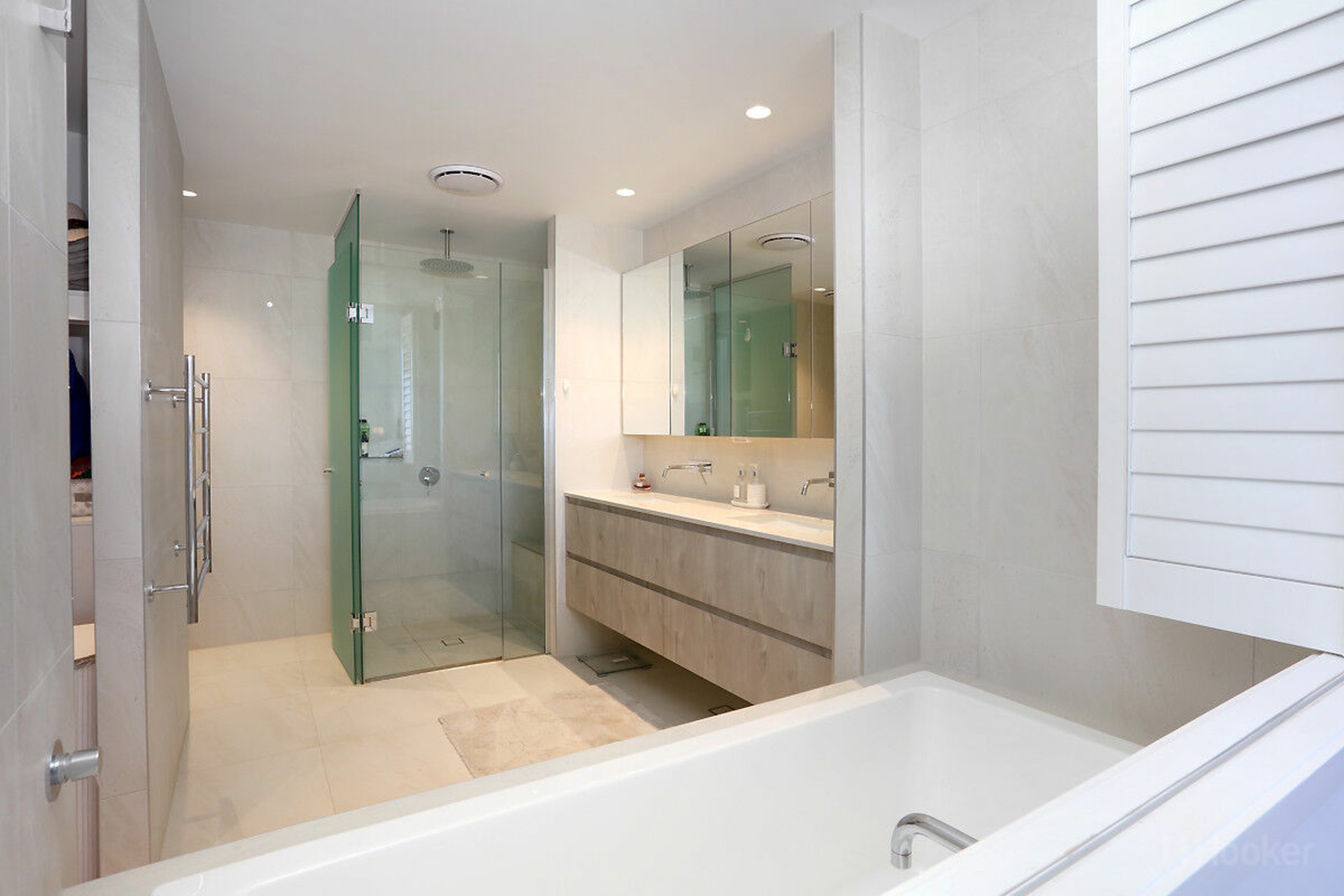 111/93 Sheehan Avenue, HOPE ISLAND