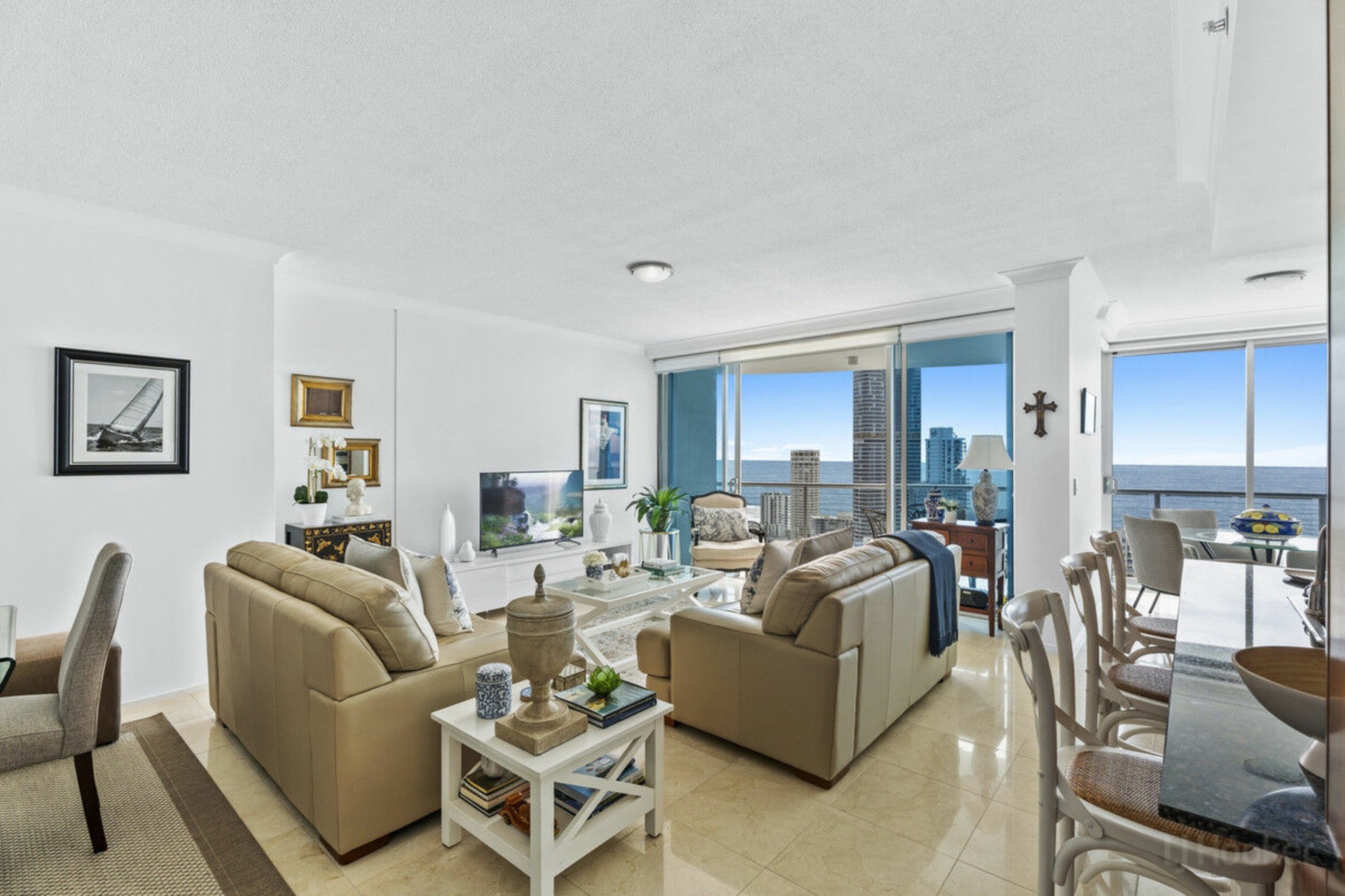 3323/23 Ferny Avenue, SURFERS PARADISE