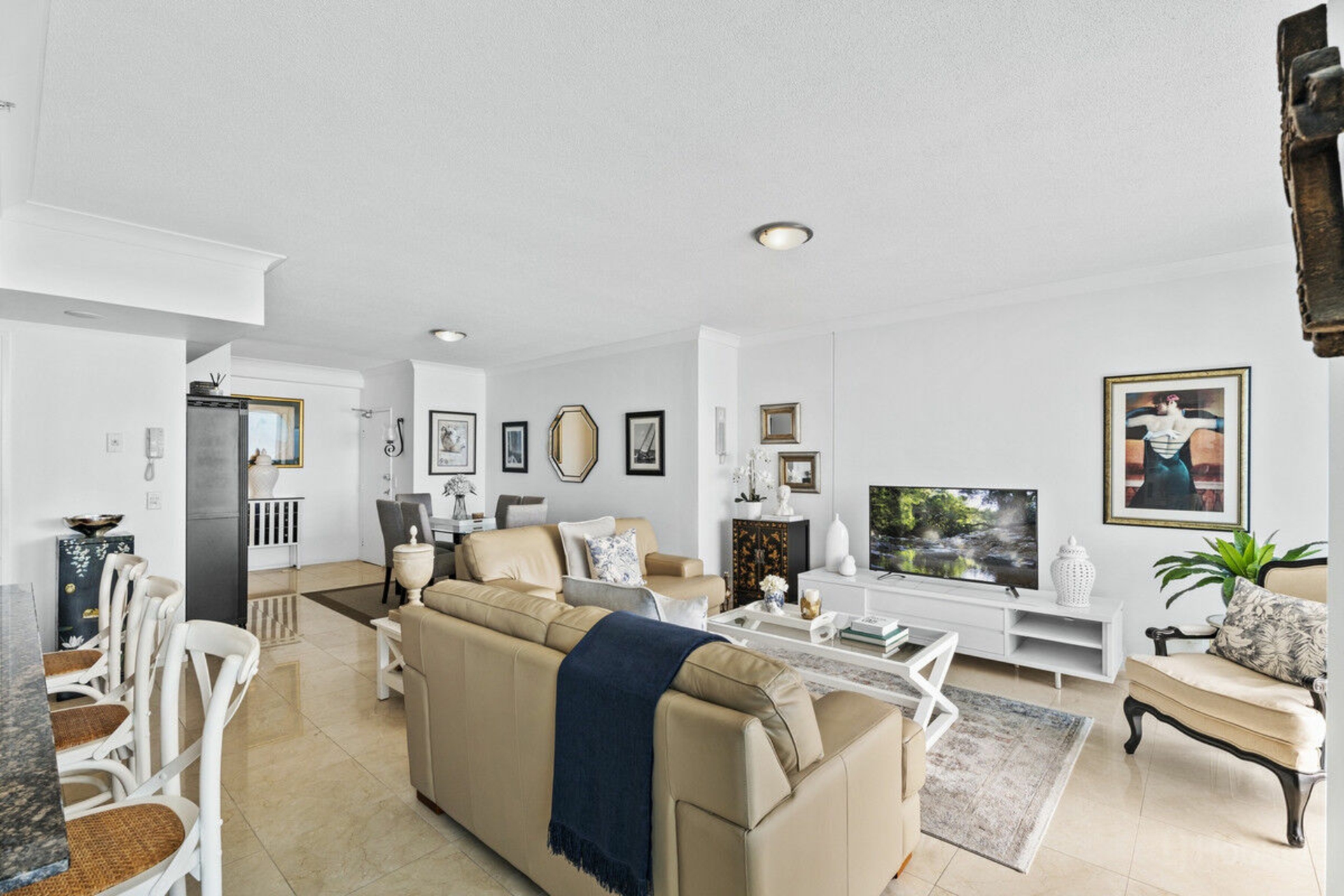 3323/23 Ferny Avenue, SURFERS PARADISE