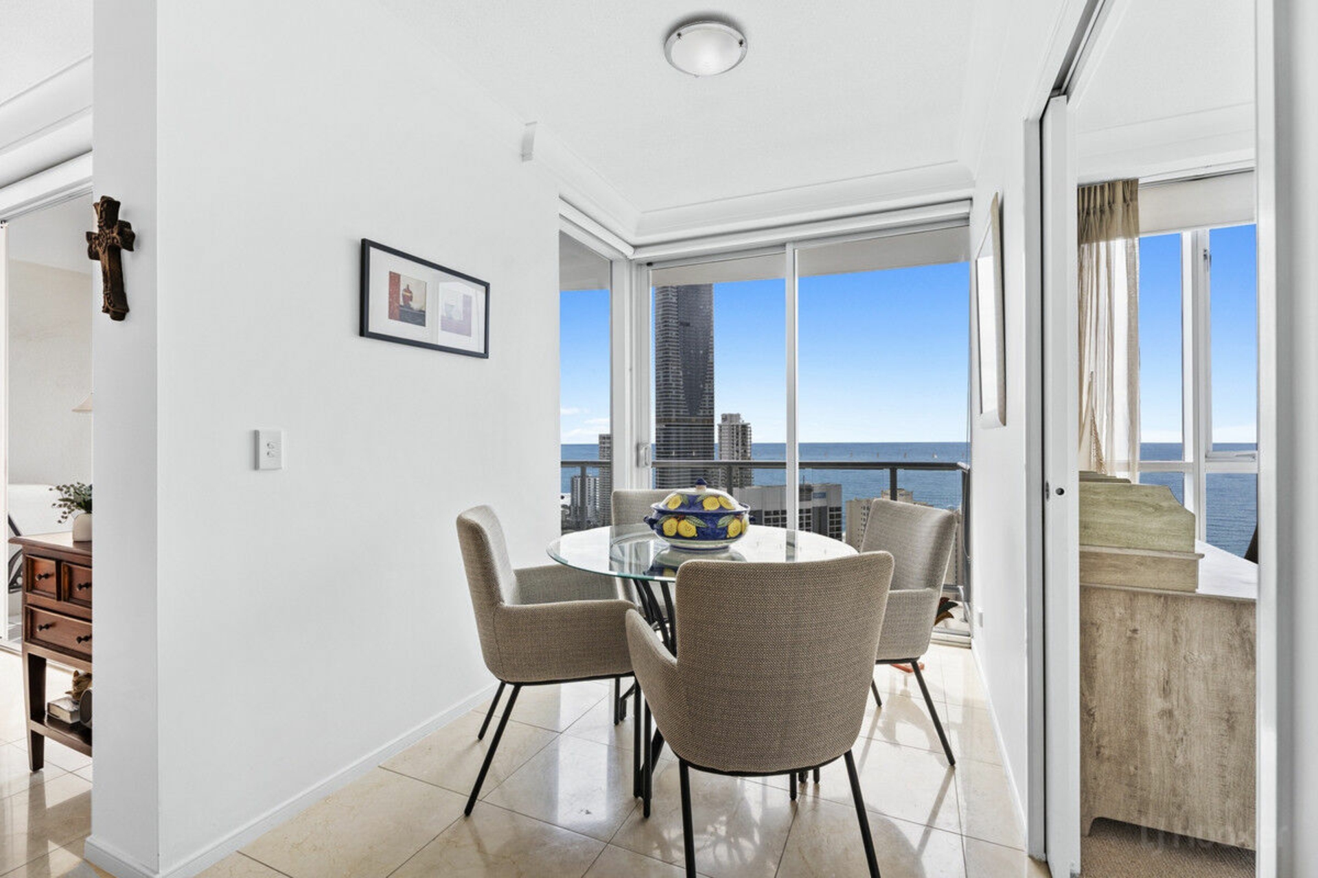 3323/23 Ferny Avenue, SURFERS PARADISE