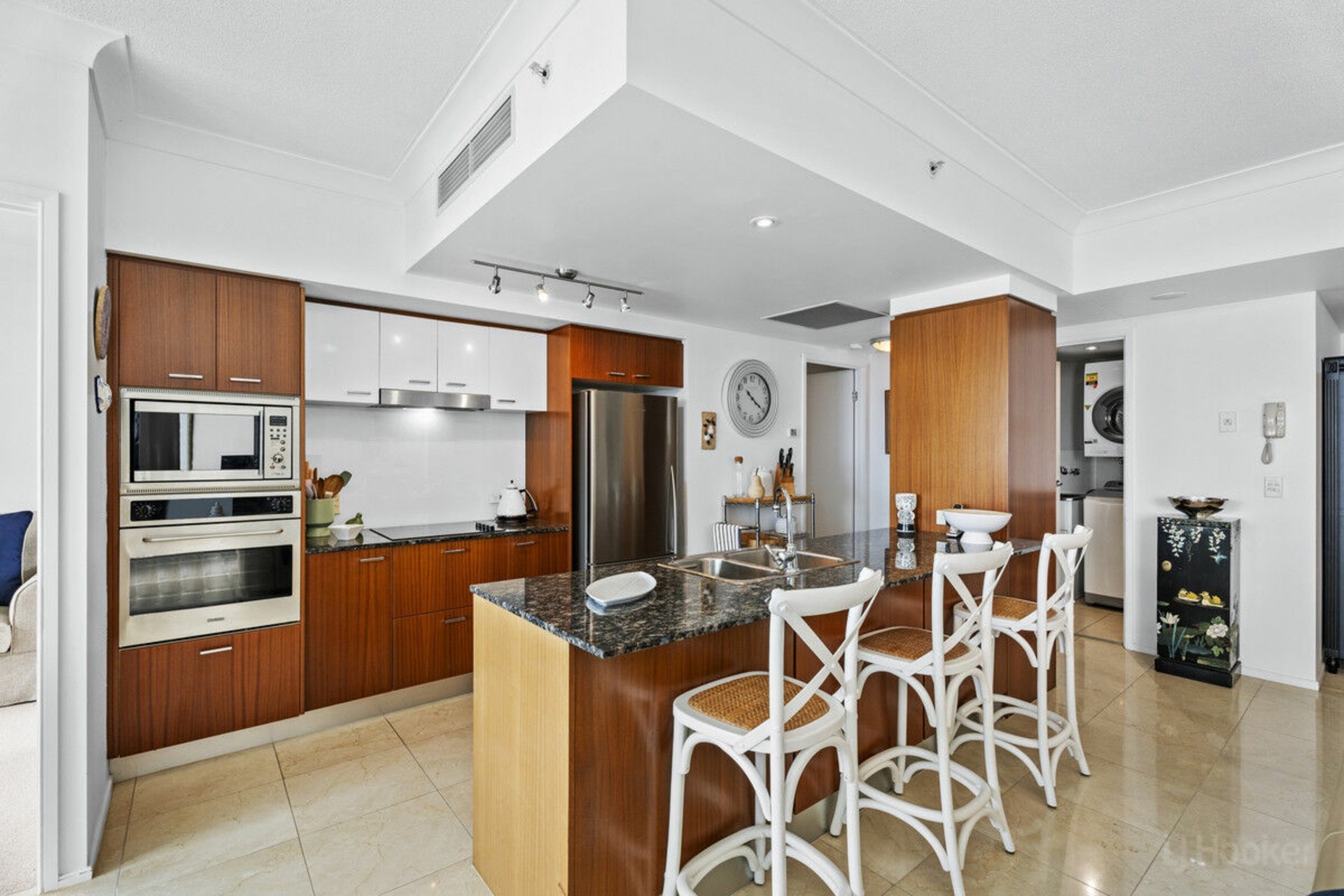 3323/23 Ferny Avenue, SURFERS PARADISE
