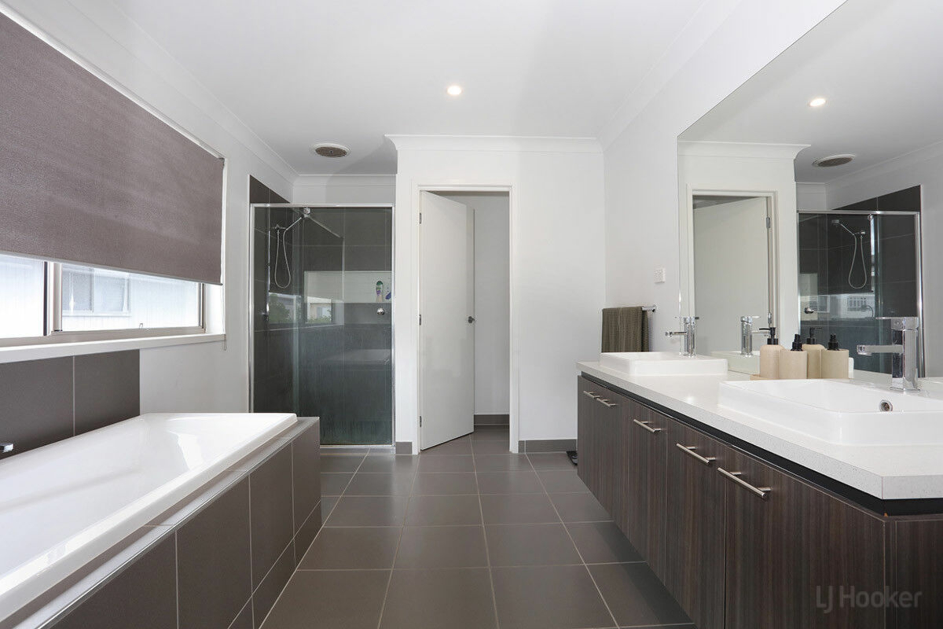 67 Harbour Rise, HOPE ISLAND