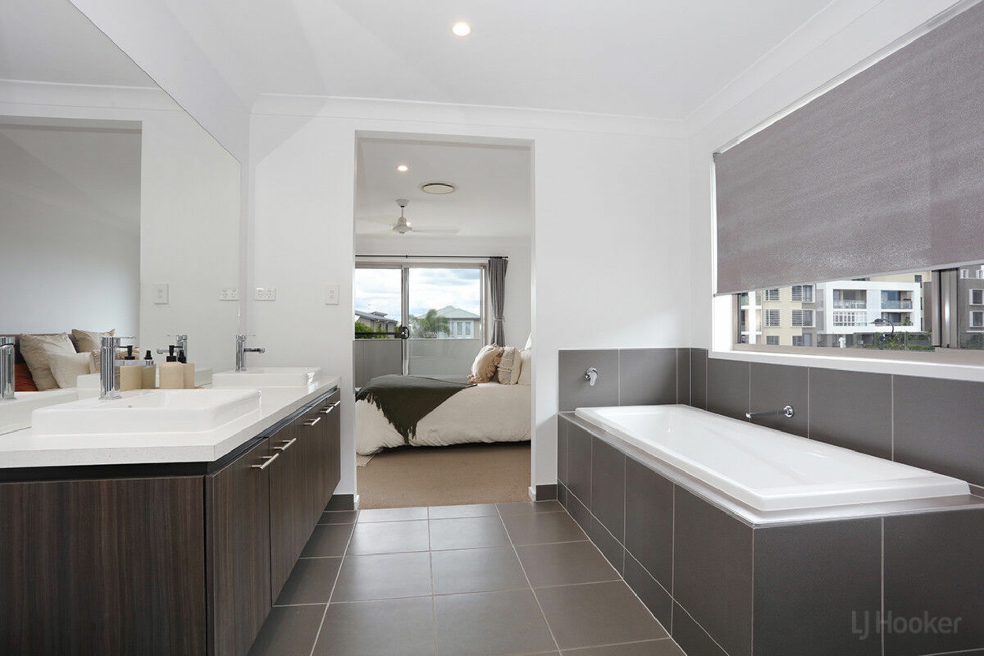 67 Harbour Rise, HOPE ISLAND