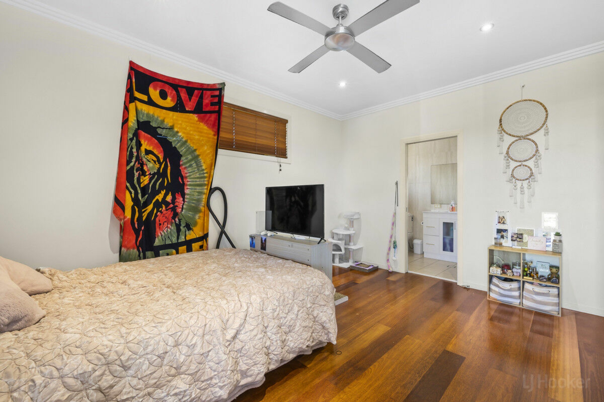 88 Sheehan Avenue, HOPE ISLAND