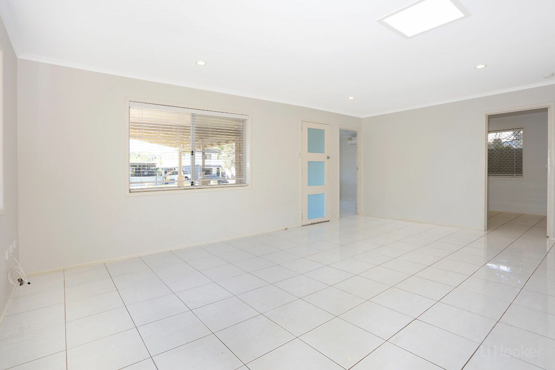 24 Tarni Street, Coombabah