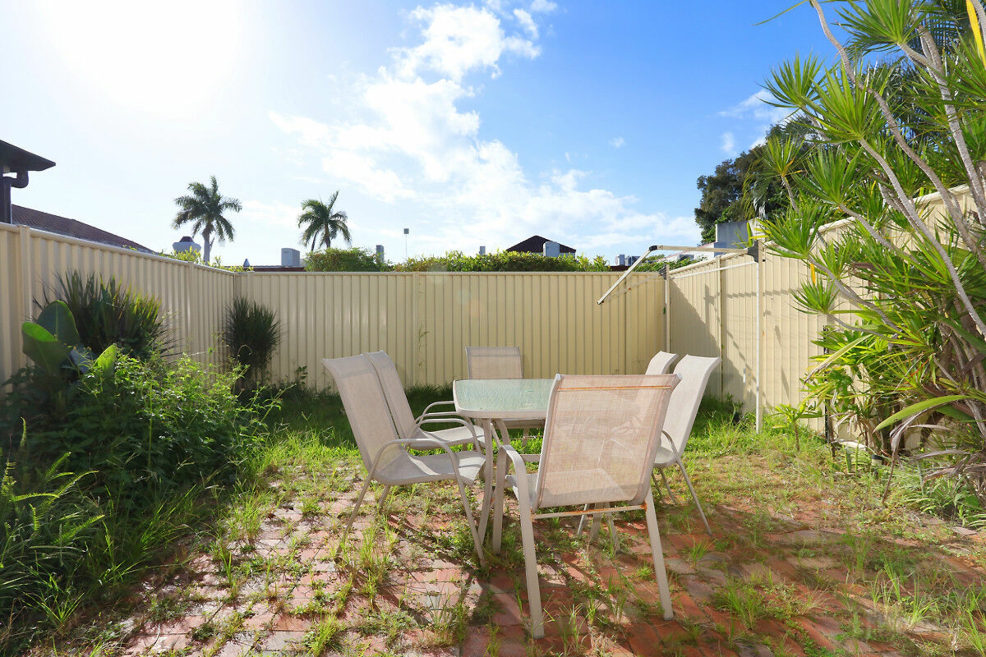 35/469 Pine Ridge Road — photo 11 of 17
