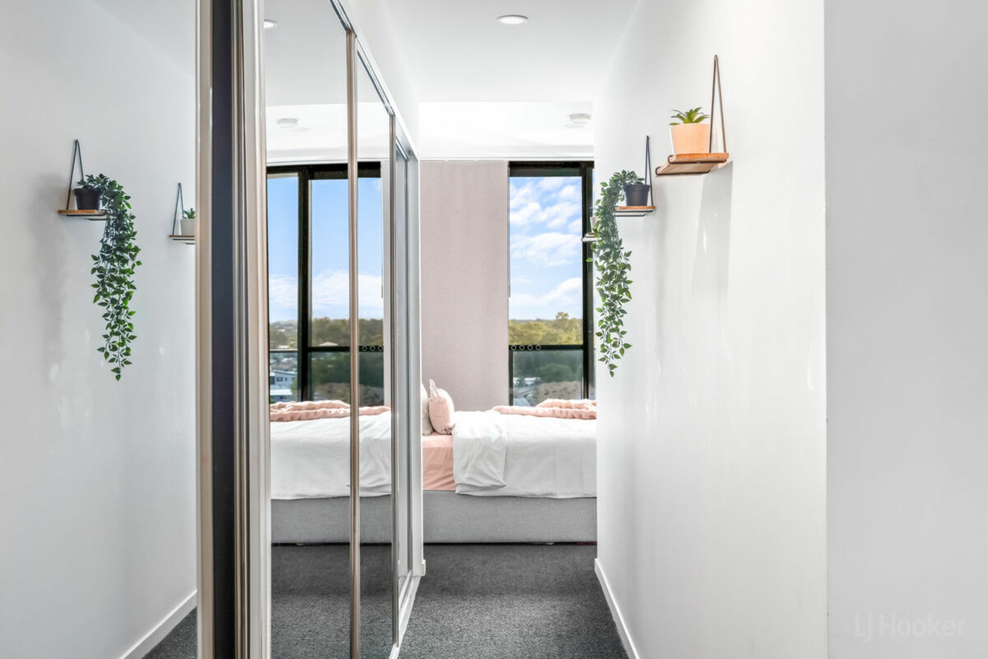 5702/5 Harbour Side Court — photo from LJ Hooker Paradise Point