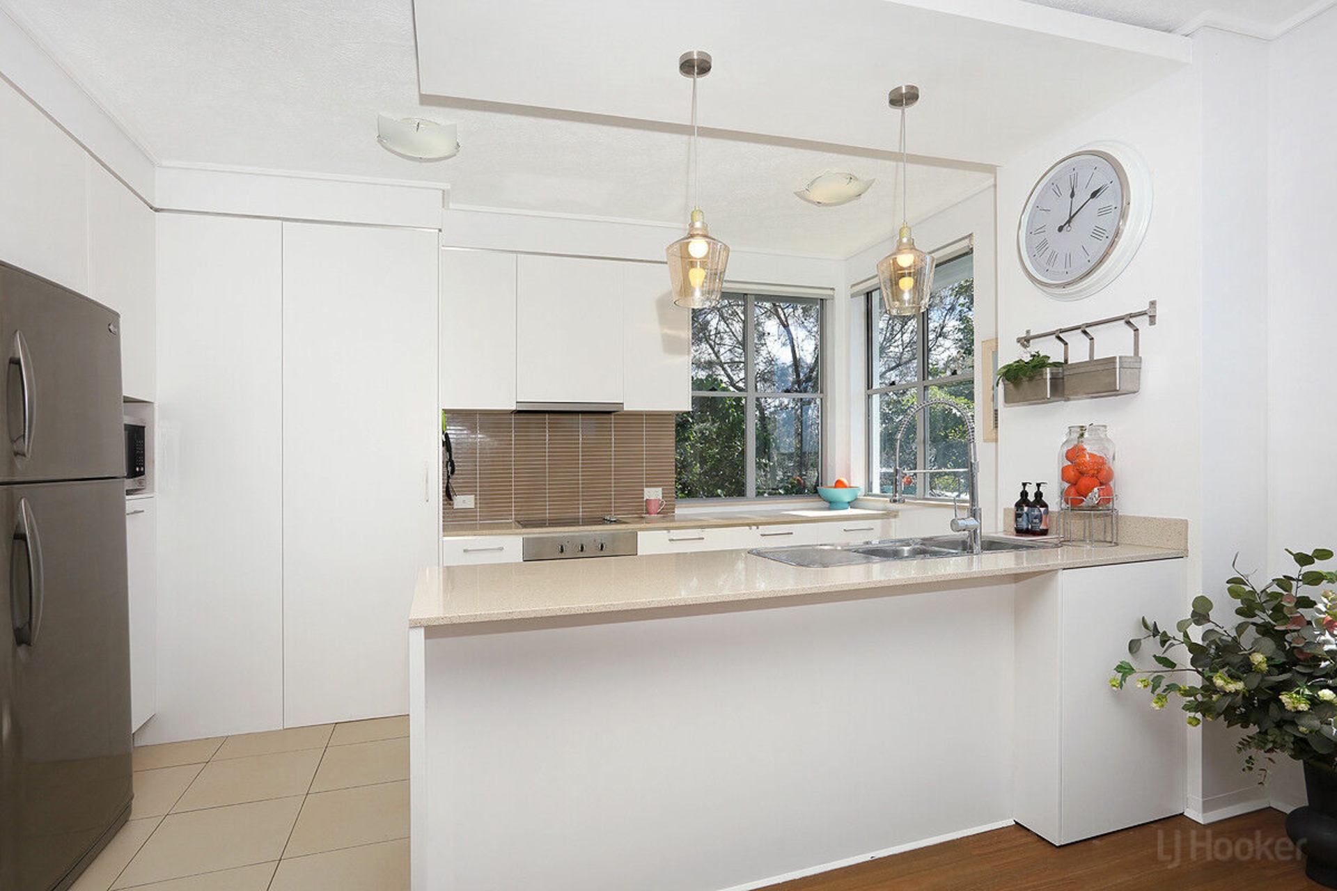 321/66 Sickle Avenue — photo from LJ Hooker Paradise Point