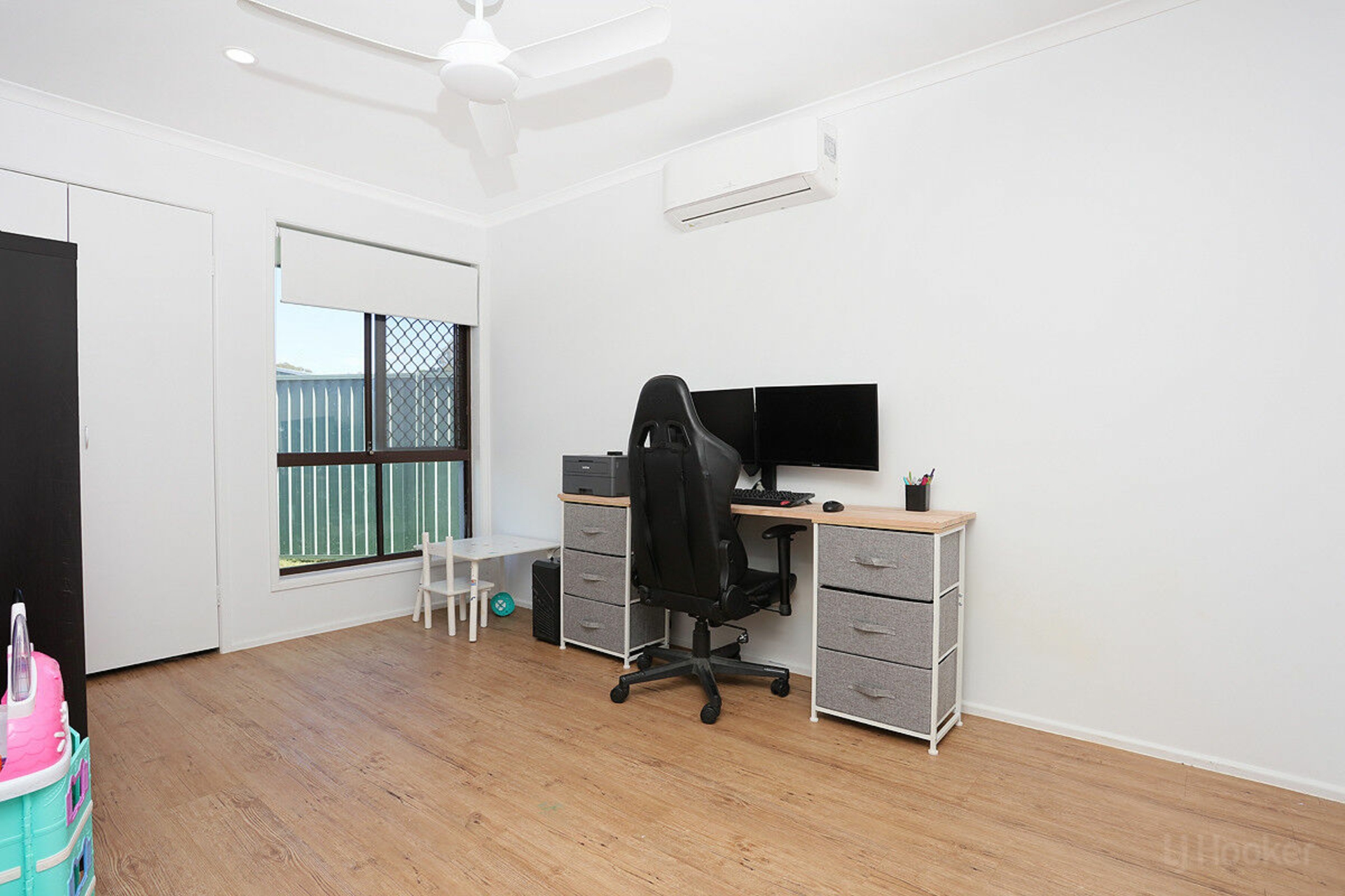 2/102 Kangaroo Avenue — photo 8 of 25