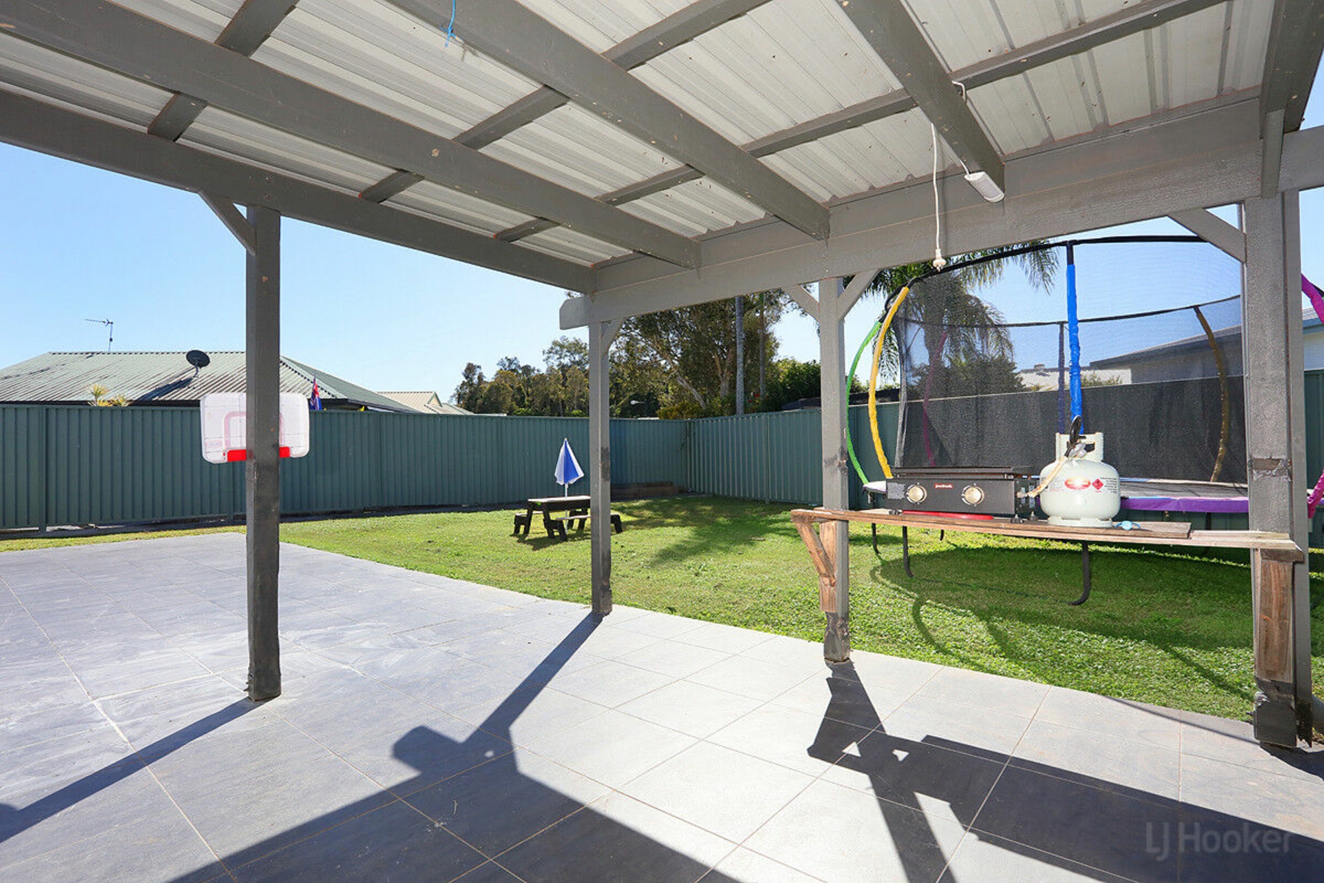 2/102 Kangaroo Avenue — photo 11 of 25