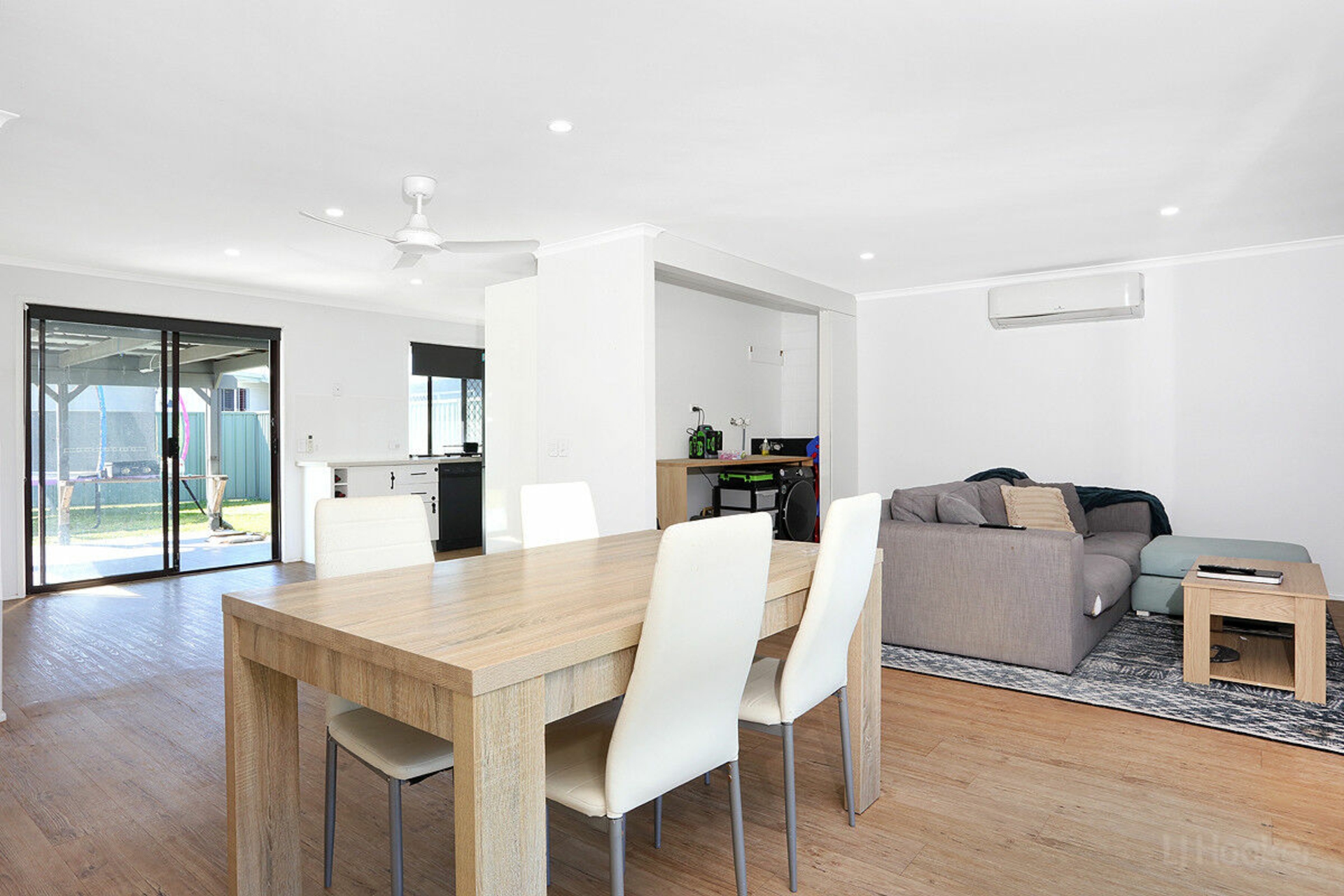 2/102 Kangaroo Avenue — photo 14 of 25