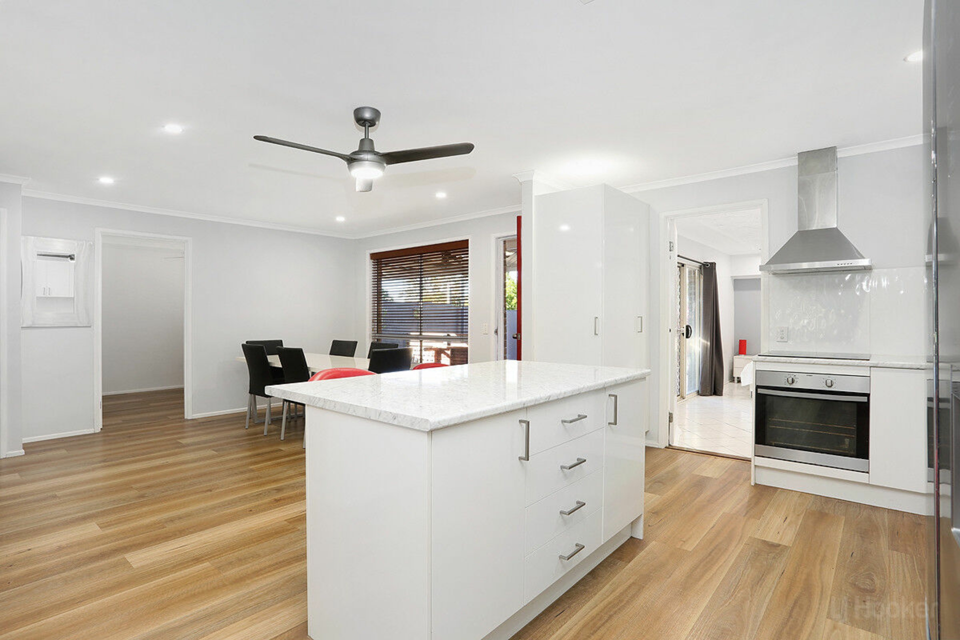 1/72 Kangaroo Avenue — photo 14 of 28