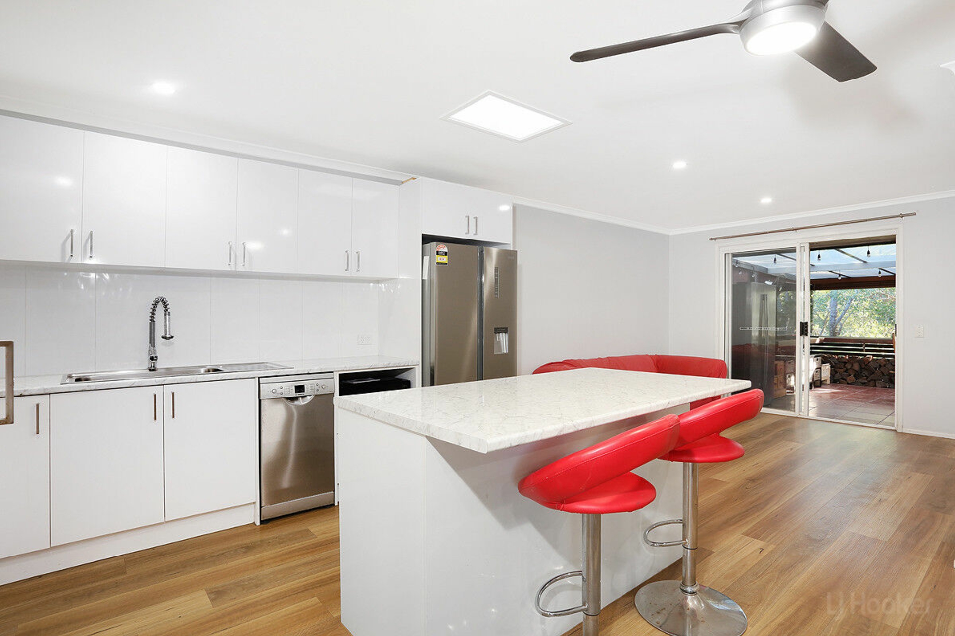1/72 Kangaroo Avenue — photo 16 of 28