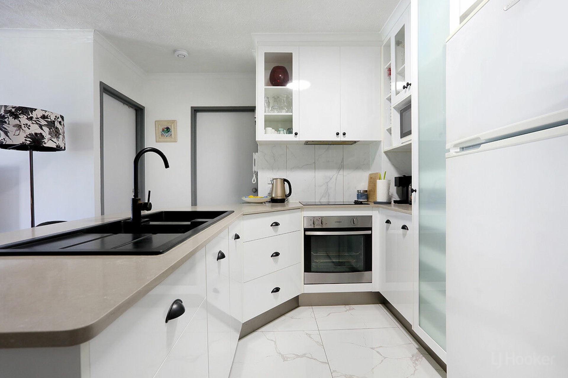 9/10-12 Bath Street — photo 10 of 25