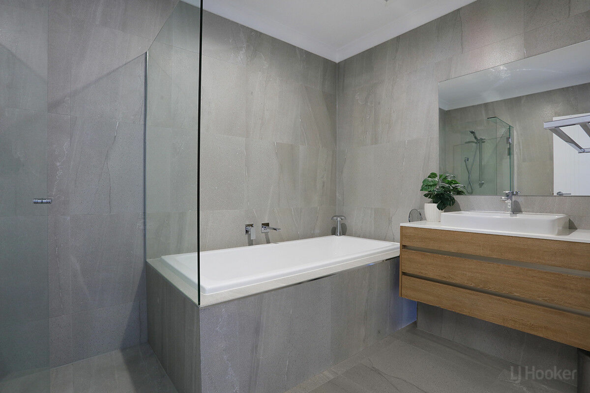 3/54 Milton Avenue — photo 15 of 30