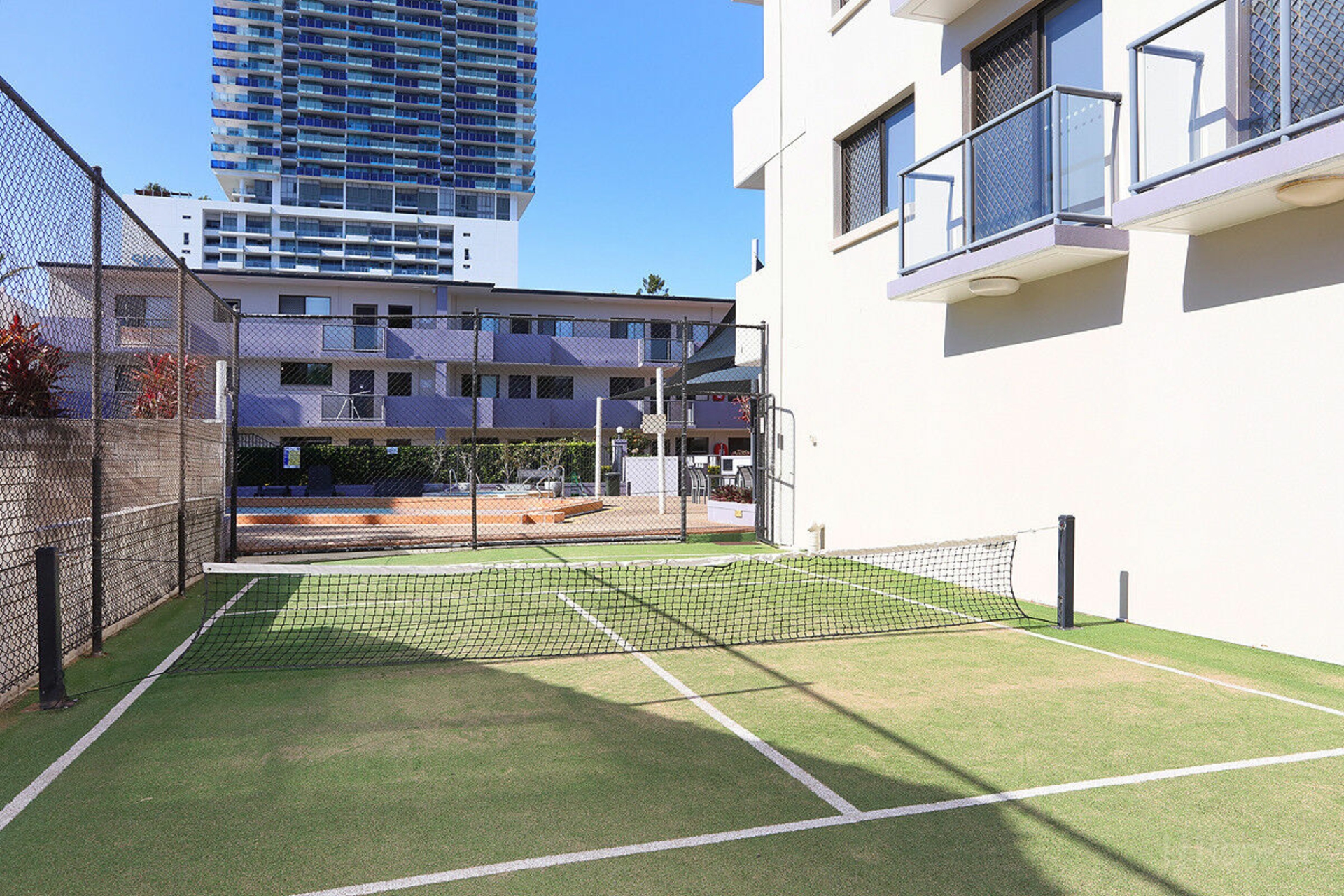 114/132 Marine Parade — photo 9 of 26