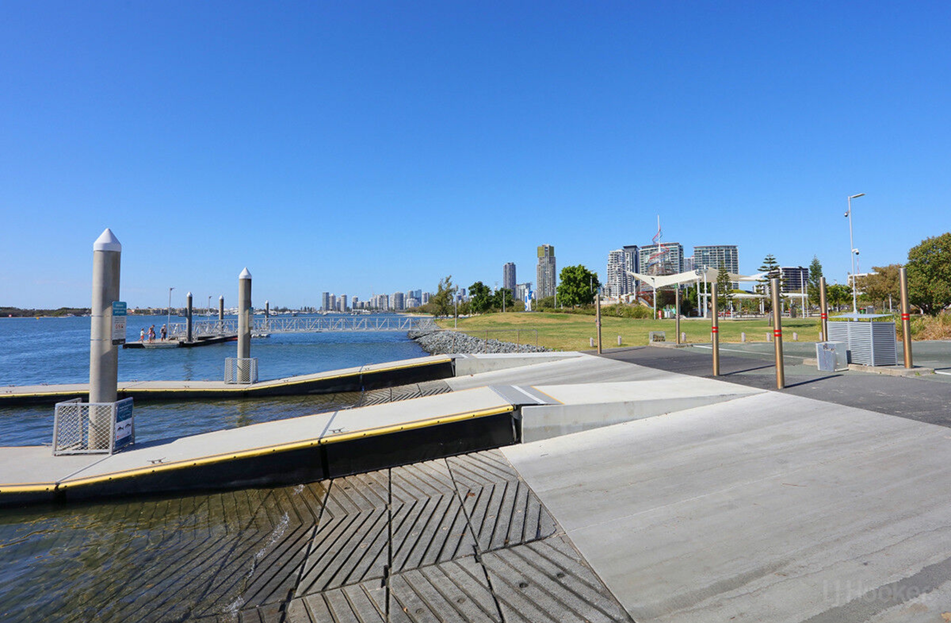 114/132 Marine Parade — photo 21 of 26