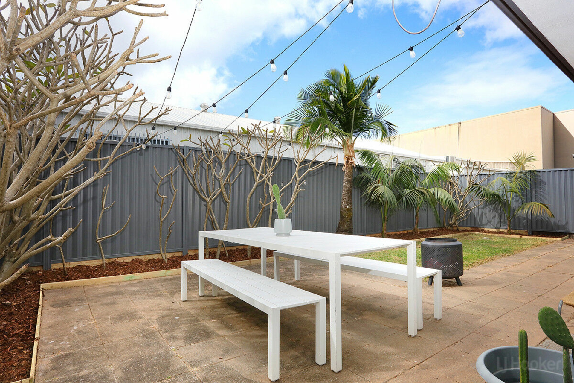 2/5 Nevenia Street — photo 10 of 21