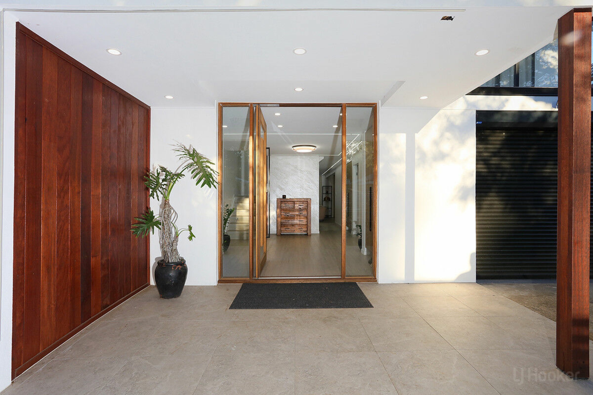 35 Deagon Drive — photo 7 of 30