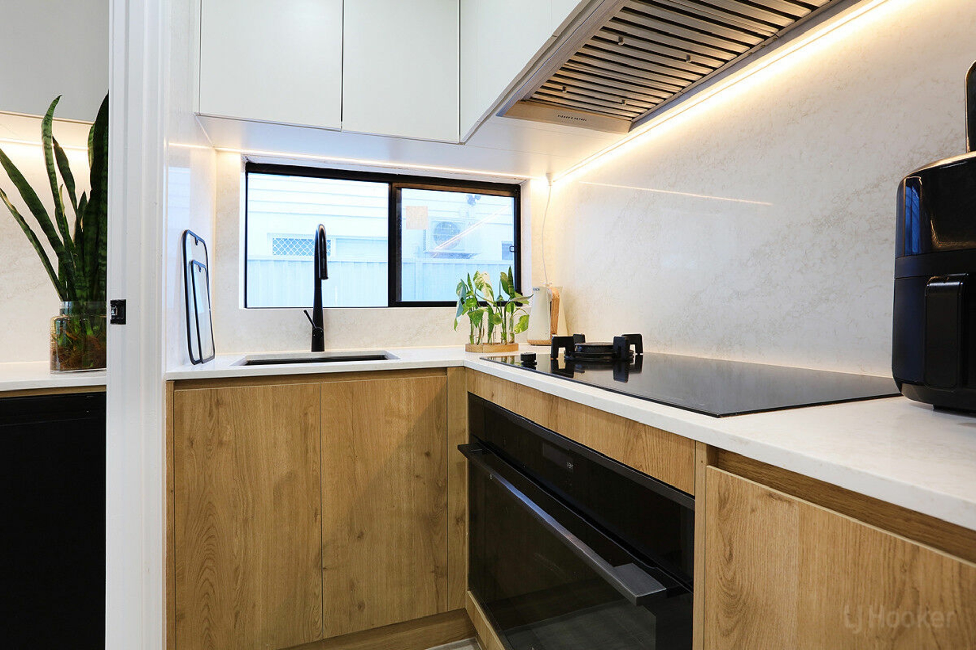 35 Deagon Drive — photo 15 of 30