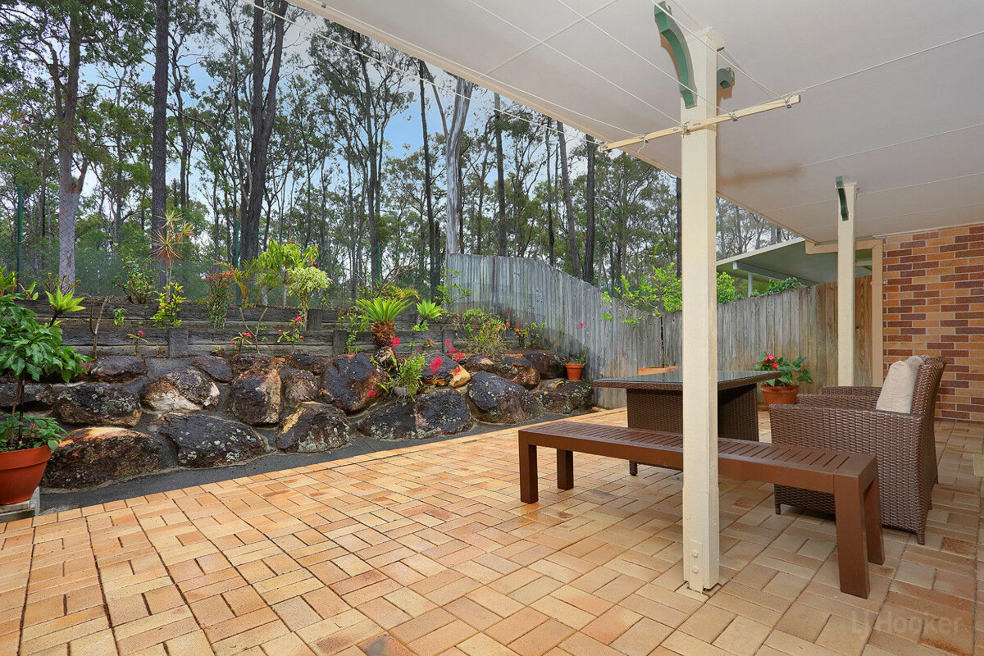 22/402 Pine Ridge Road — photo 21 of 27
