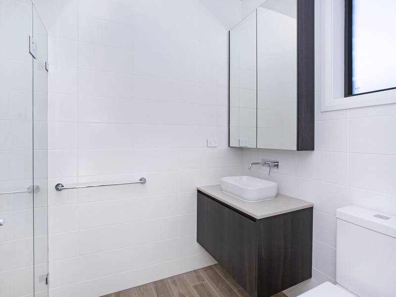 38A Third Avenue, ASHBURY