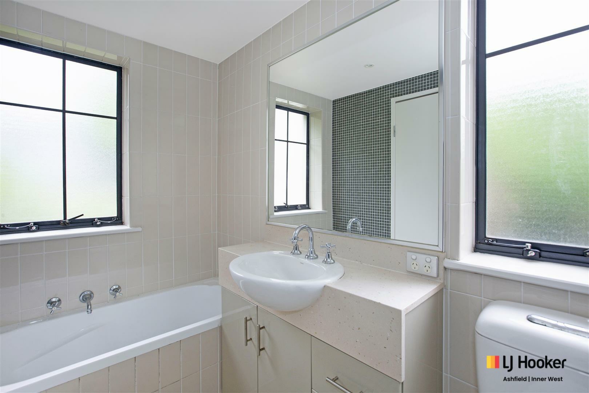 207/11 Yara Avenue, ROZELLE