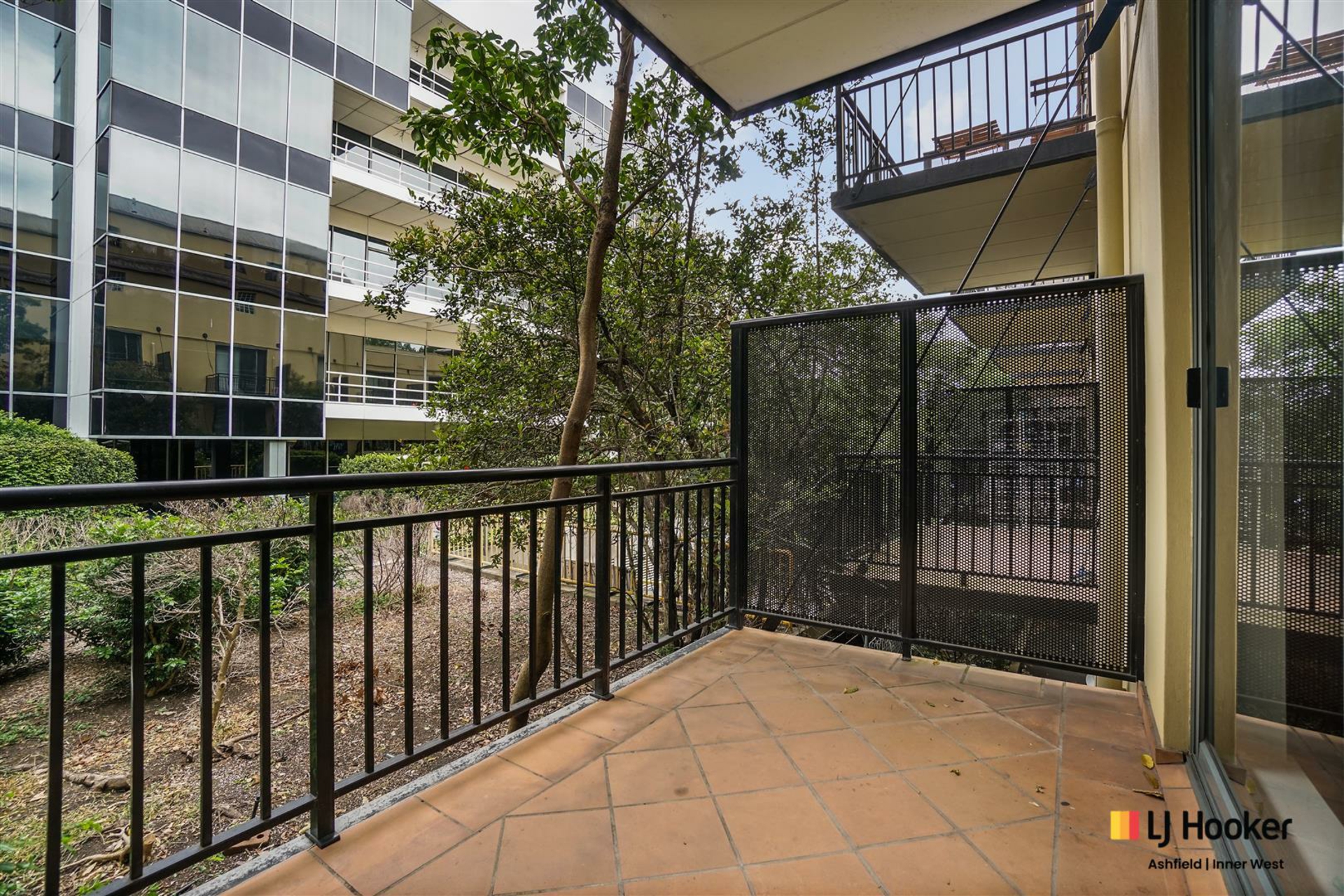 8/8 Cavill Avenue, ASHFIELD