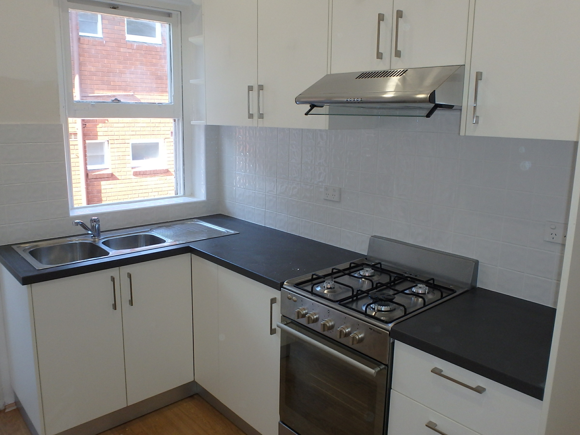 4/1 Sunning Place, SUMMER HILL