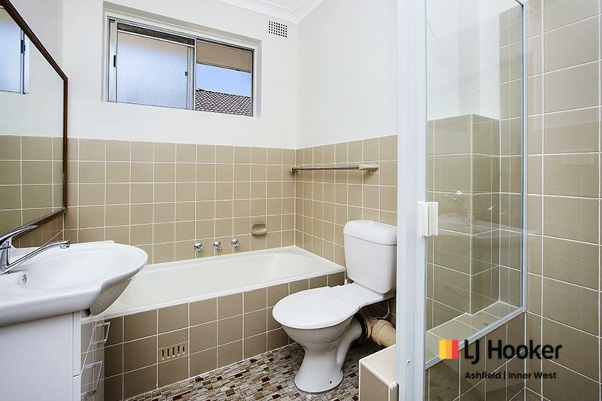 16/8-12 Minter Street, CANTERBURY