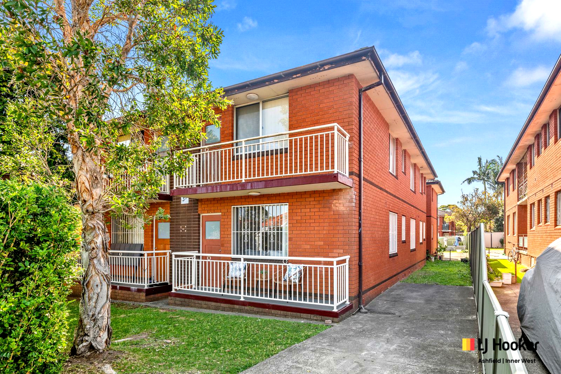 2/37 Mckern Street, Campsie