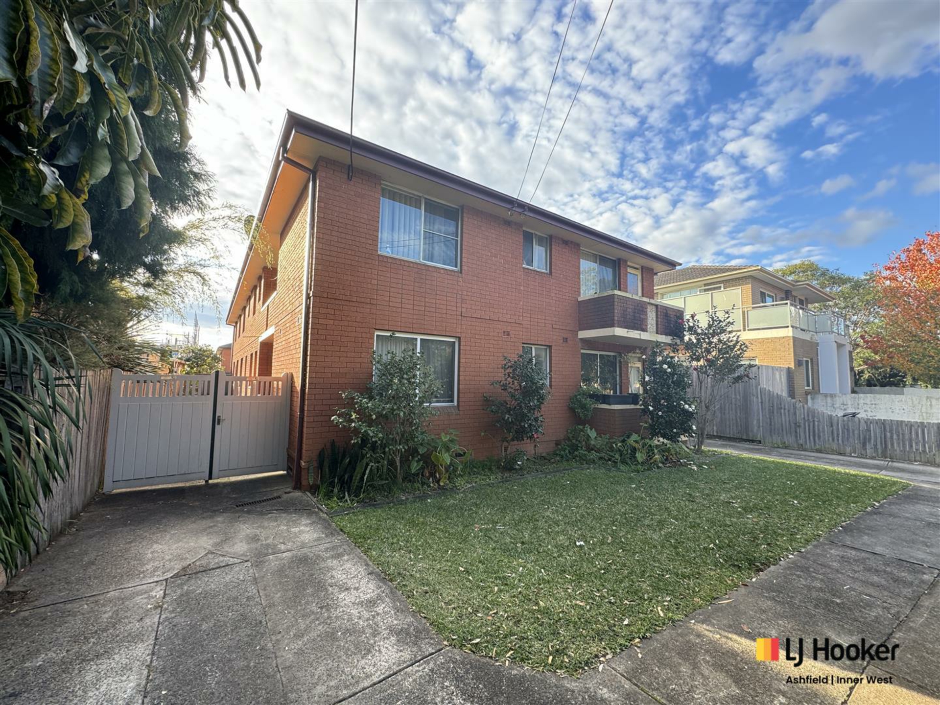 5/7 North Parade, CAMPSIE