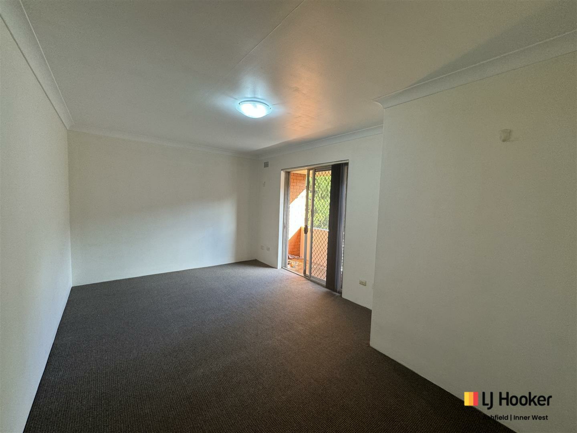 5/7 North Parade, CAMPSIE