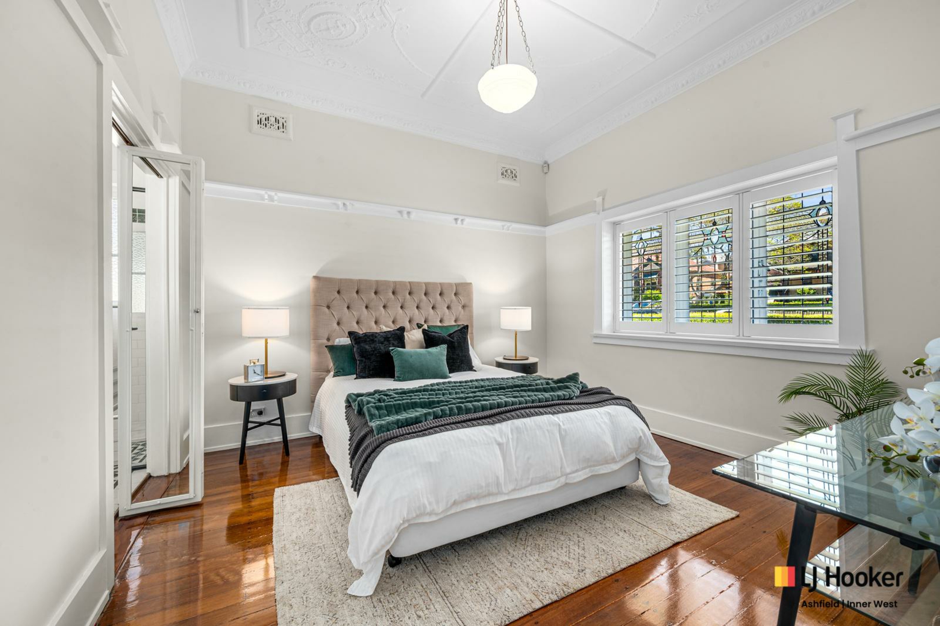 32 Badminton Road, CROYDON