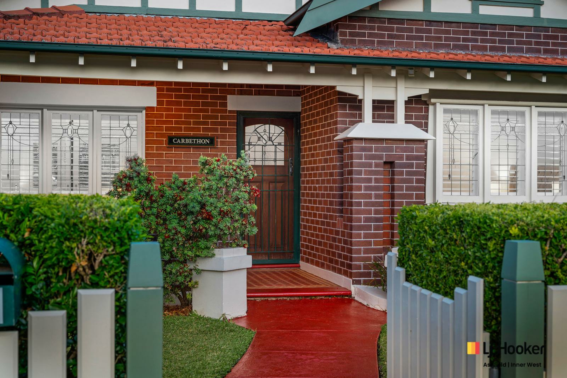 32 Badminton Road, CROYDON